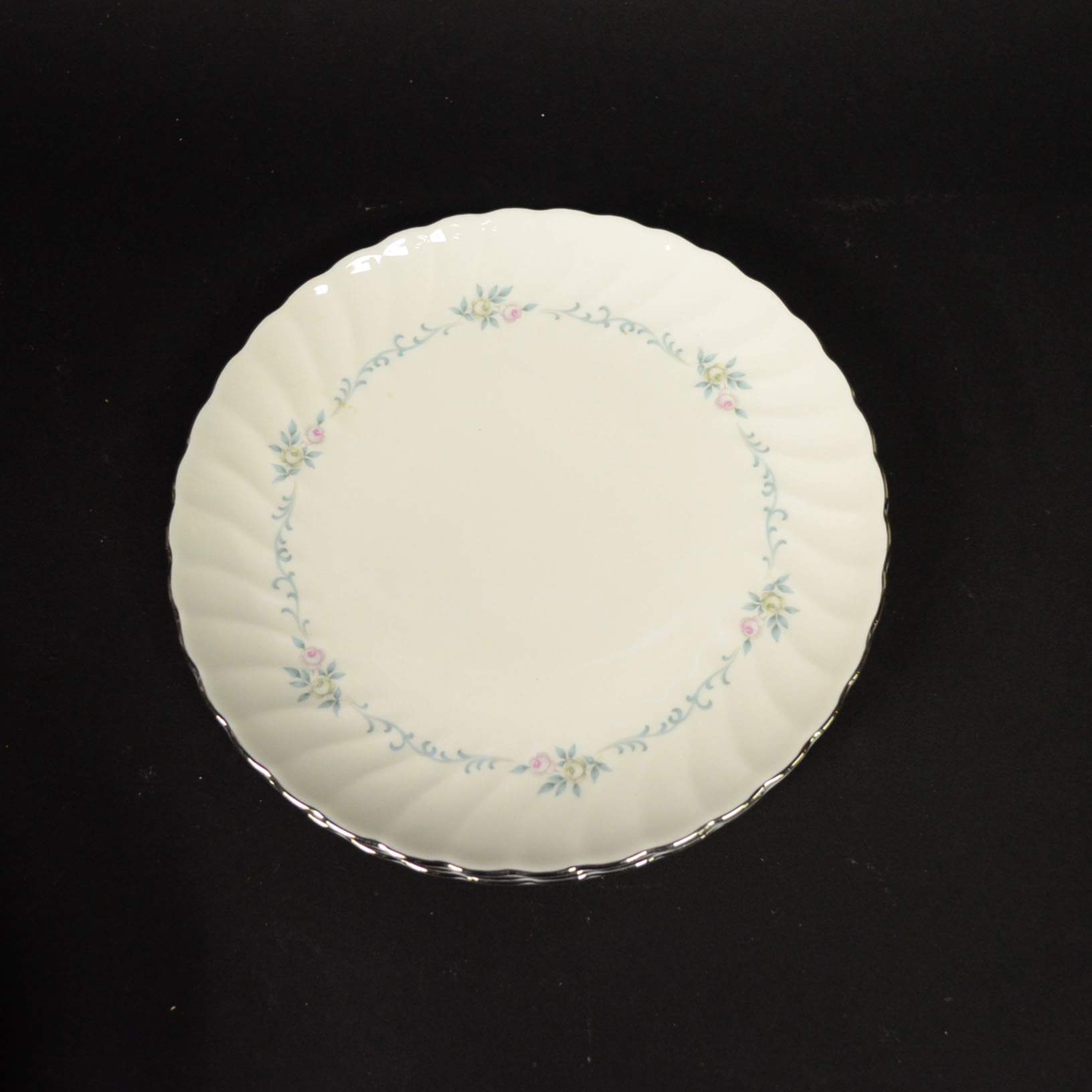Set of Syracuse "Sweetheart" China Pieces
