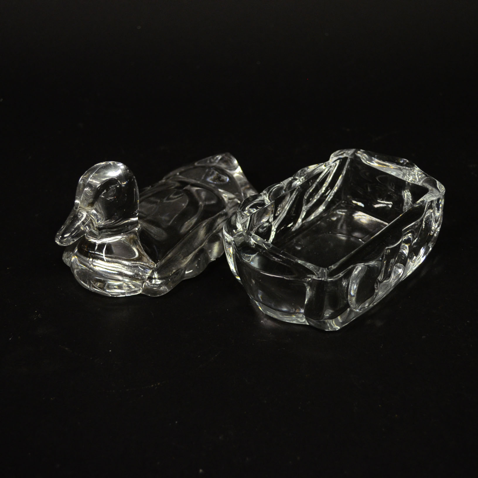 Set of Duck-Shaped Glass Ash Receivers