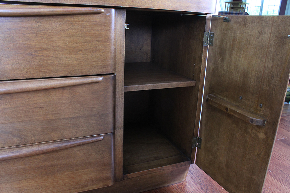 Mid Century Modern Heywood Wakefield China Cabinet