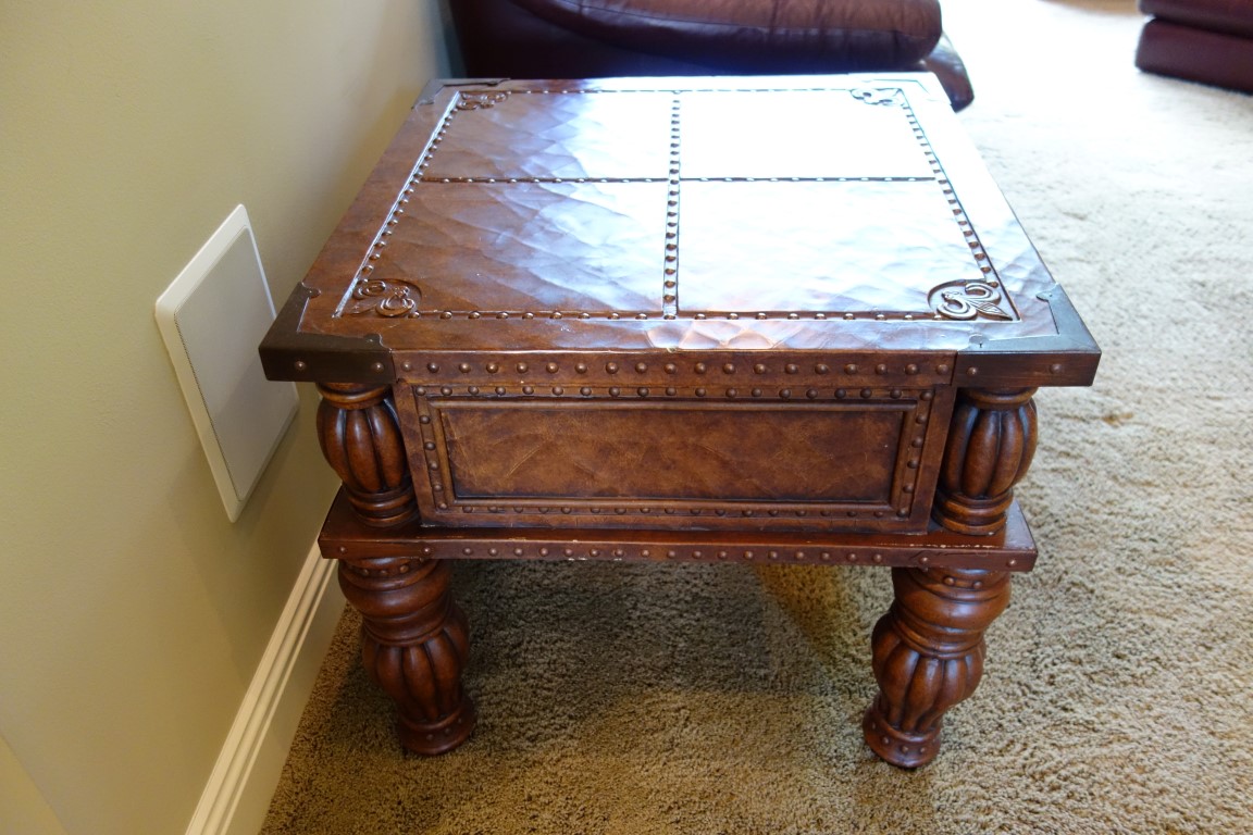 Collezione Europa End Table