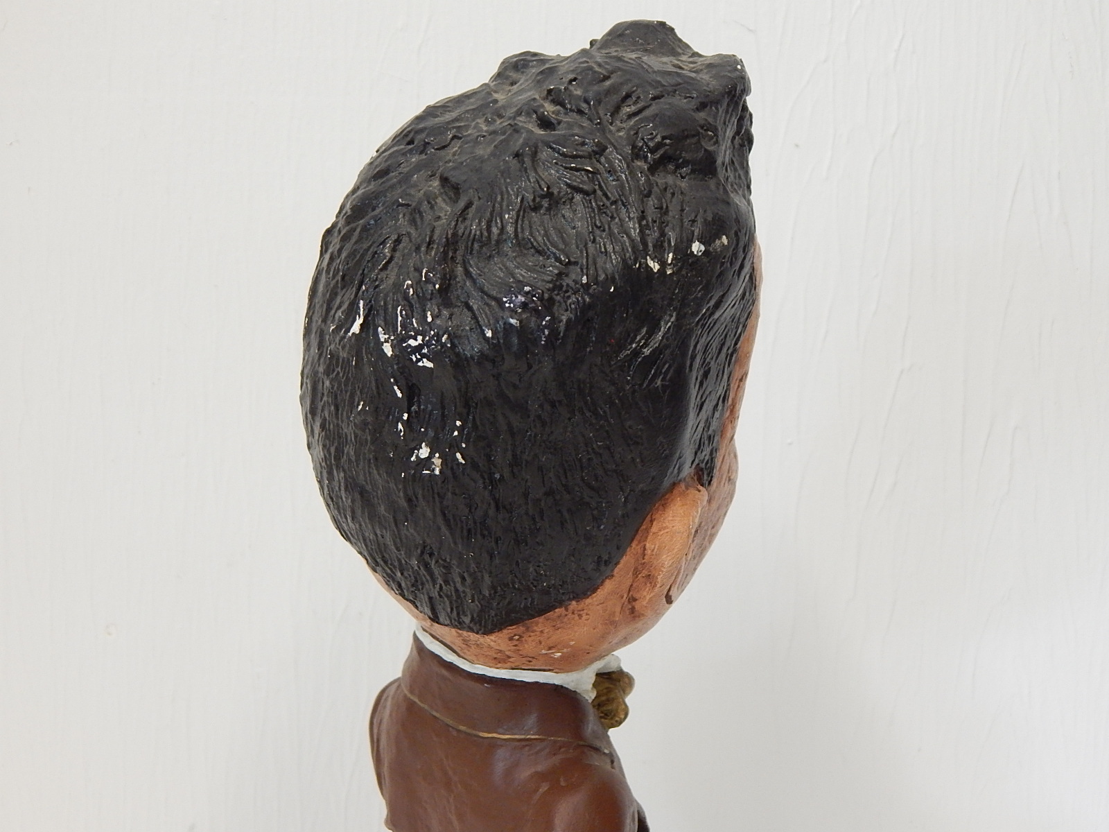 Stan Laurel Chalk Statue