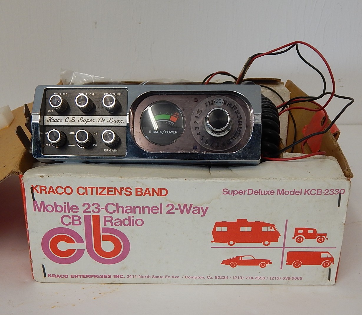 Kraco Super Deluxe CB Radio