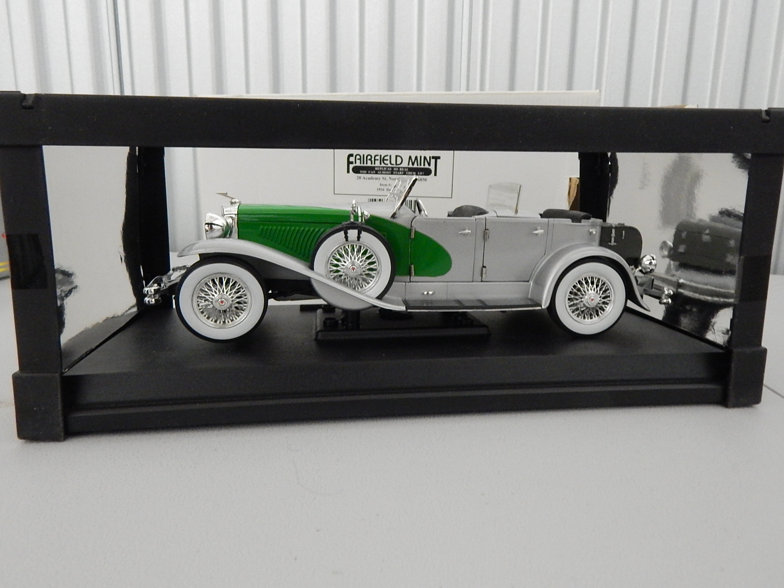 Fairfield Mint 1934 Duesenberg Model