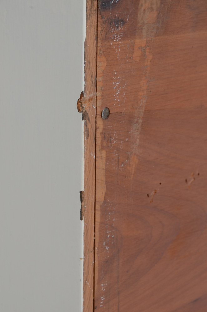 Vintage Lane Cedar Lined Aroma-Tite Upright Chest