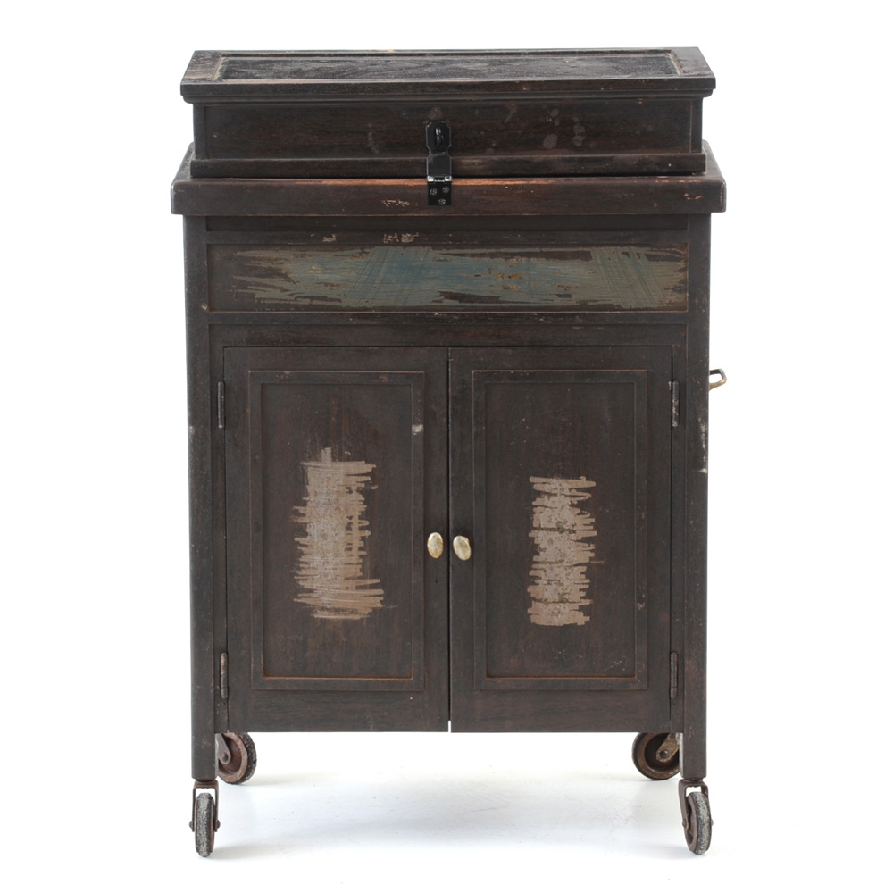 Industrial Rolling Display Case Cabinet