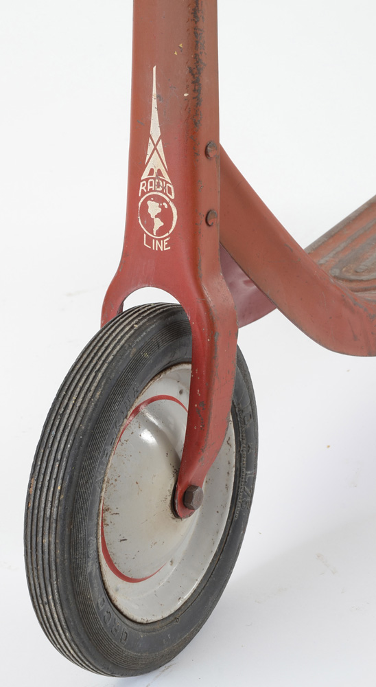 Vintage Radio Line Scooter