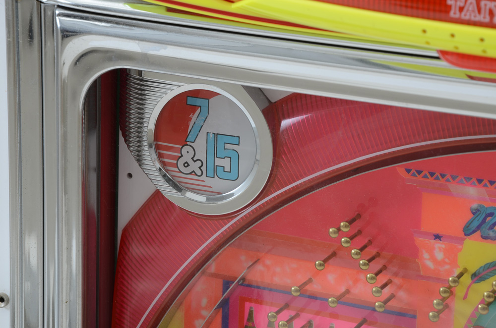 Taiyo Electron Electronic "Right Club" Pachinko Machine