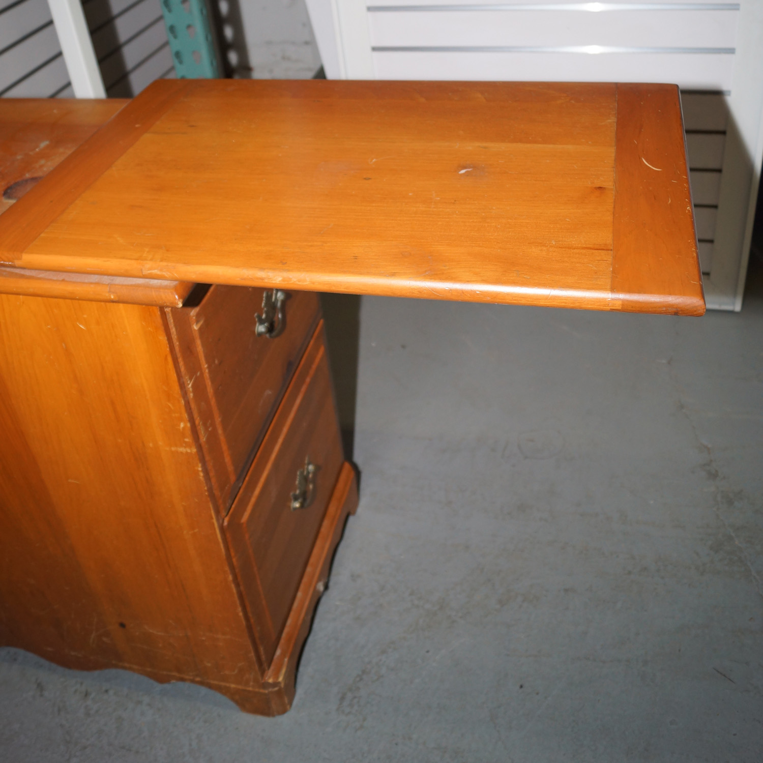 Adjustable Side Table