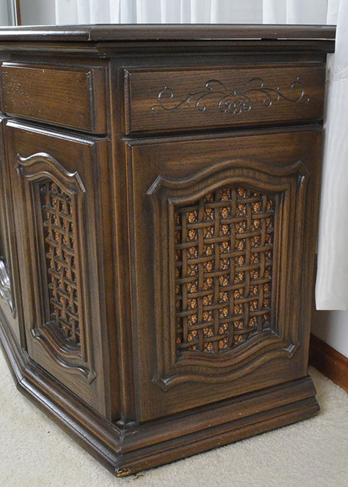 Vintage Soundesign Stereo Console with Microphone, Records and 8-Tracks