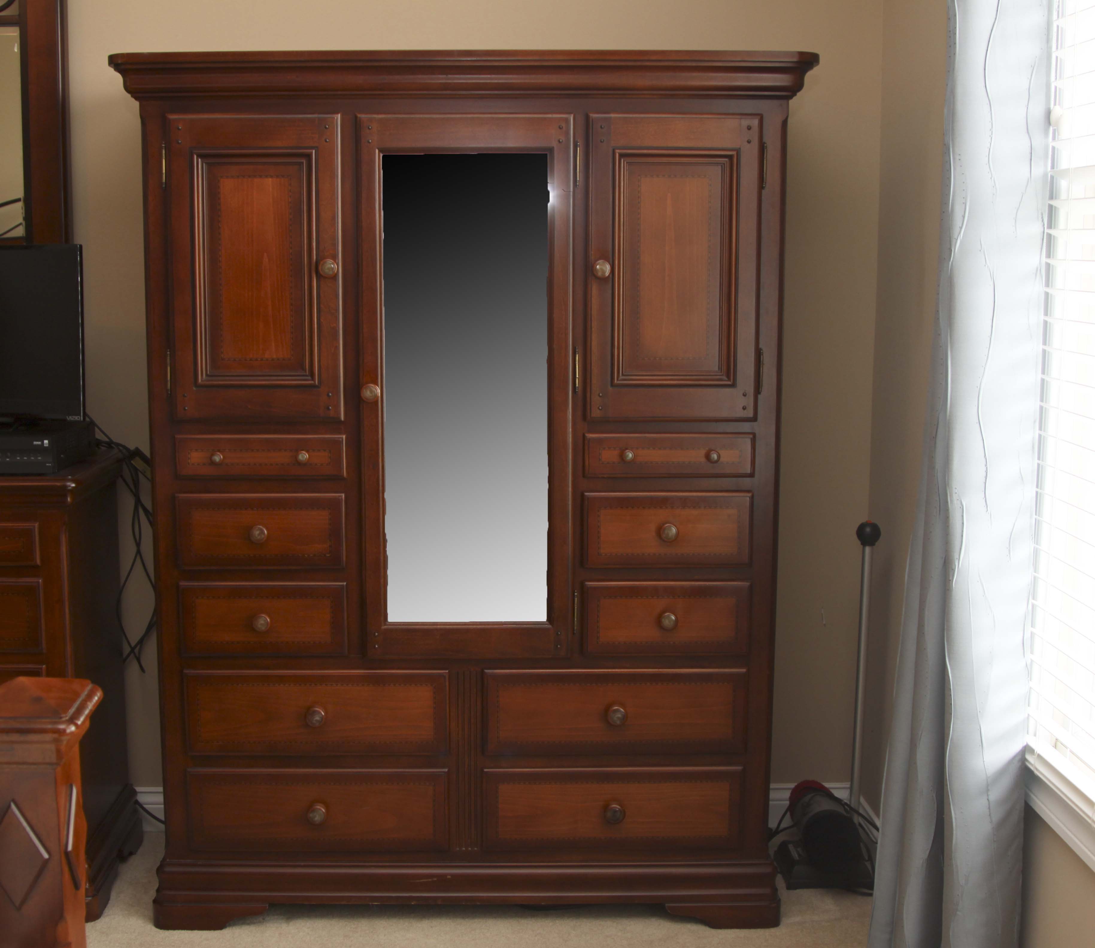 Alexander Julian Wardrobe