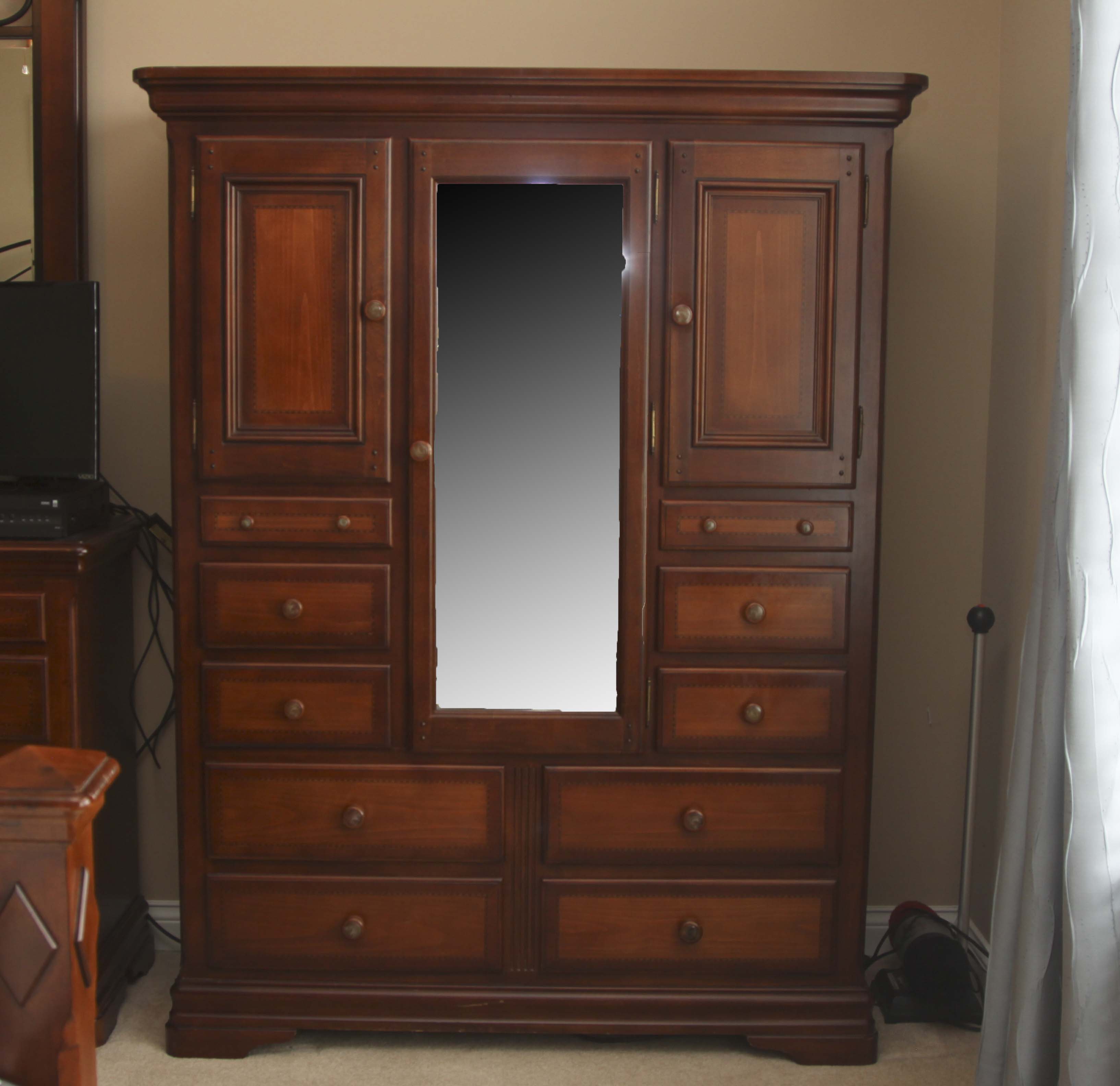 Alexander Julian Wardrobe