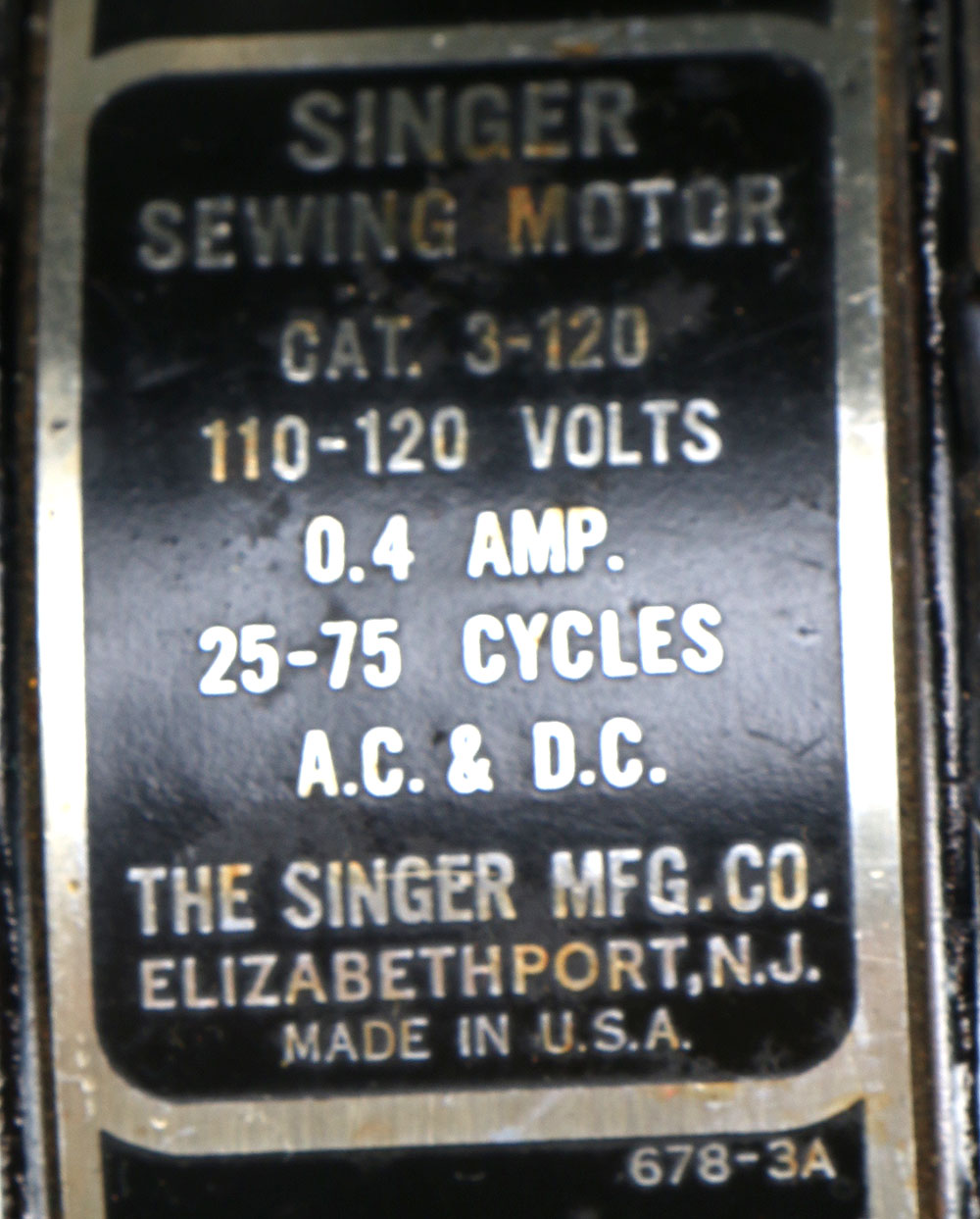 1948 Portable Electric Singer Sewing Machine
