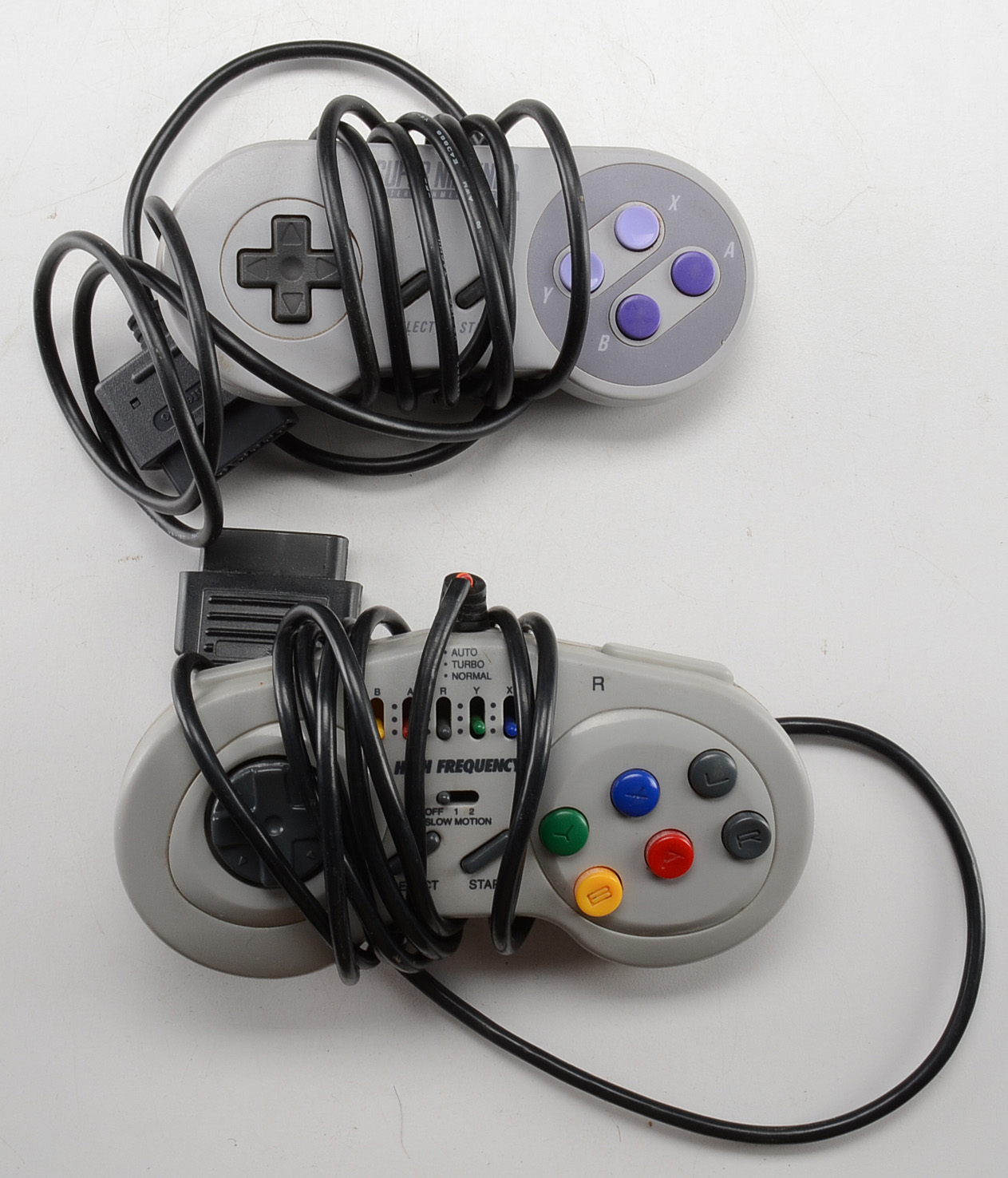 Nintendo Super NES Console, Controllers and Games