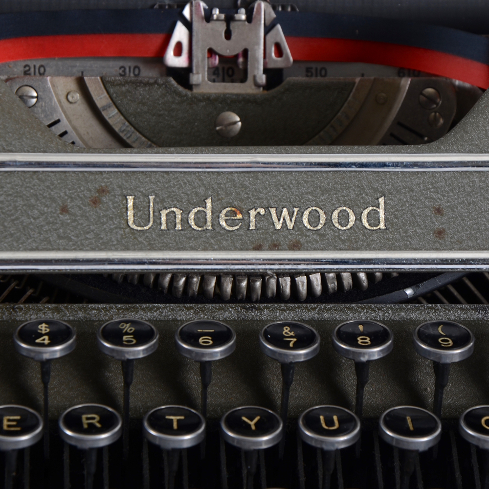 Underwood Champion Typewriter in Case