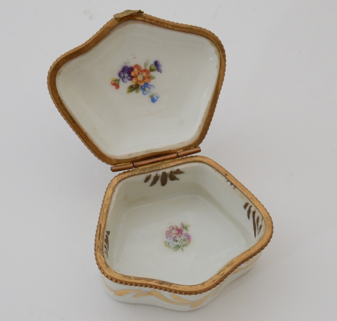 Limoges Hand Painted Trinket Box