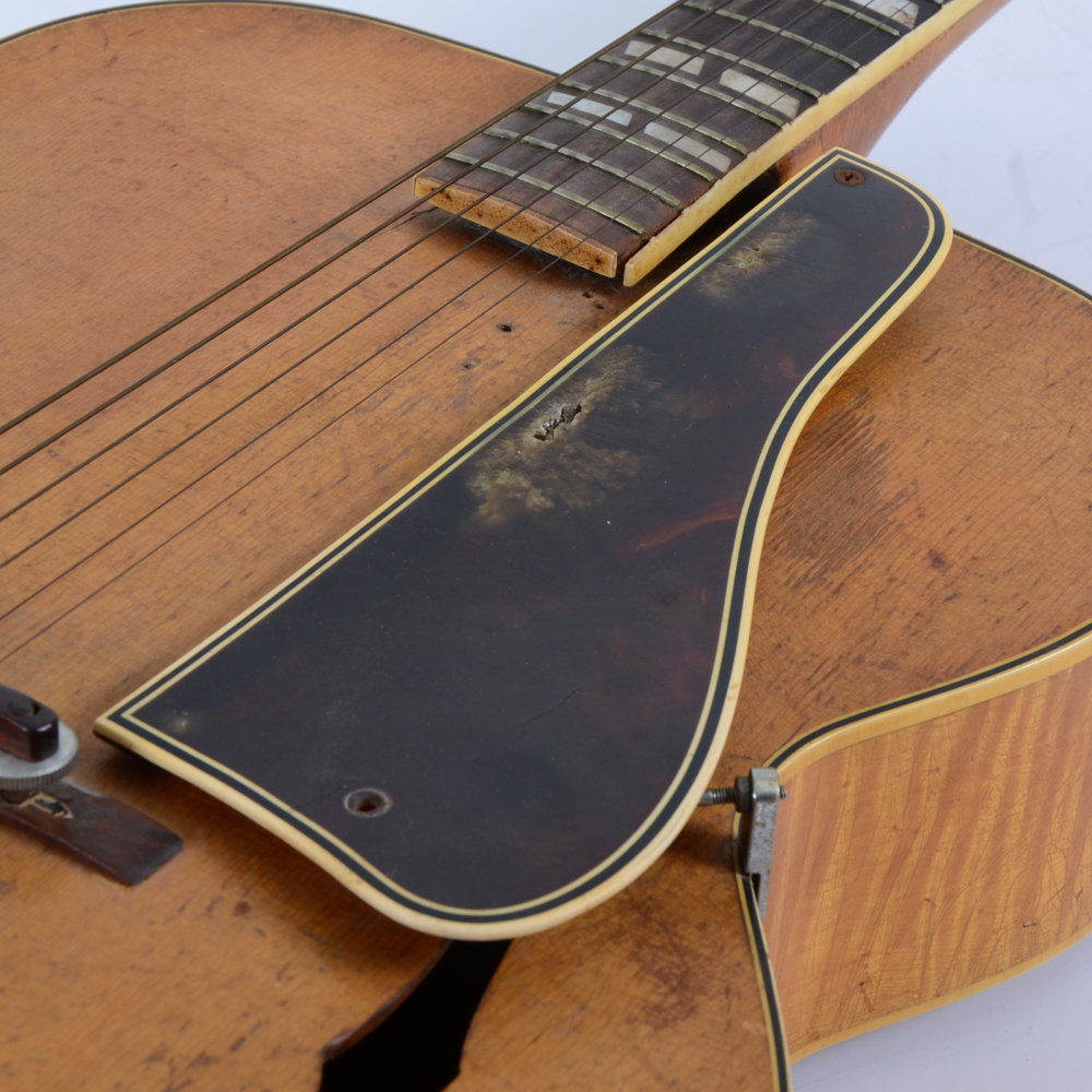 Pre-War 1935 L-12 Gibson Acoustic Archtop Guitar