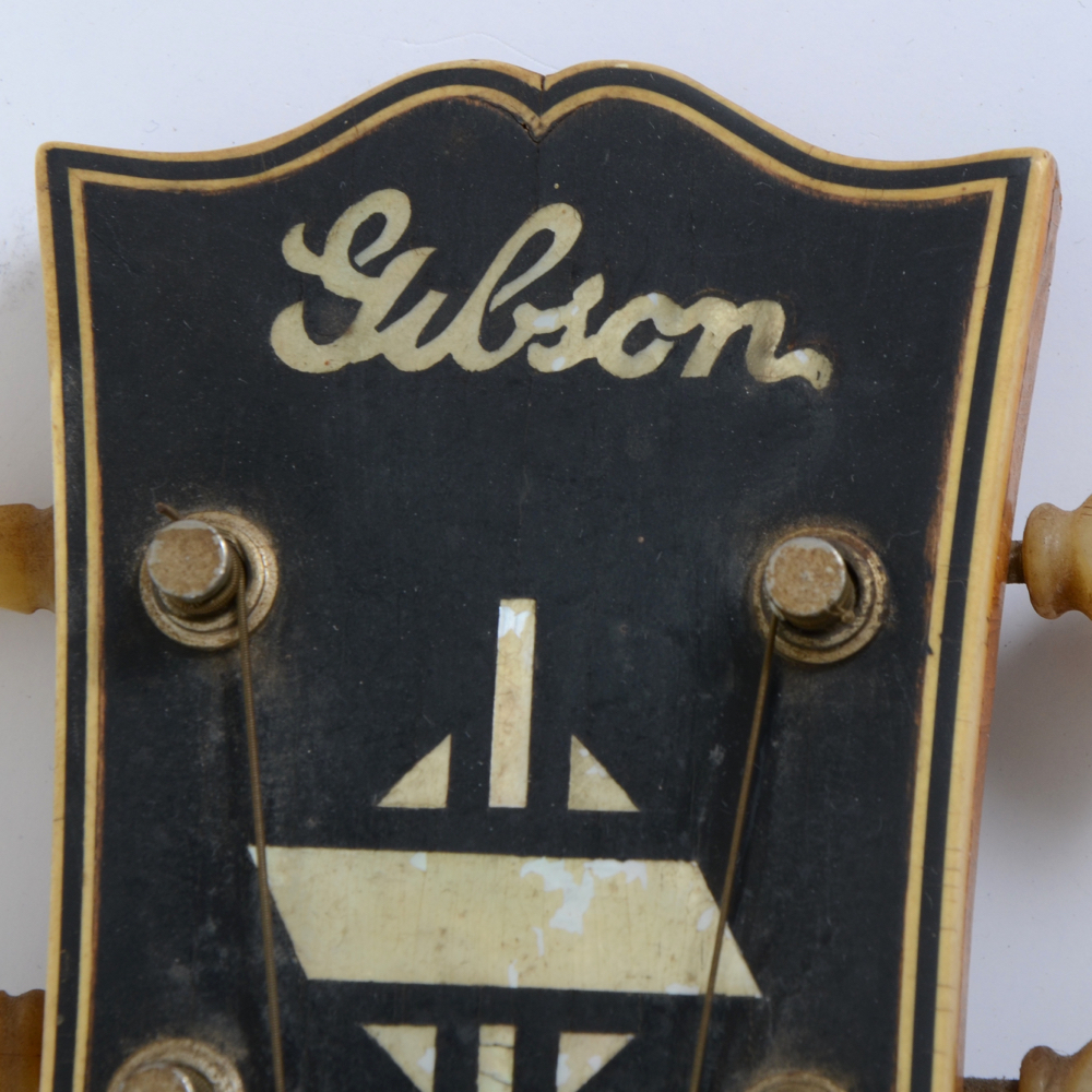 Pre-War 1935 L-12 Gibson Acoustic Archtop Guitar