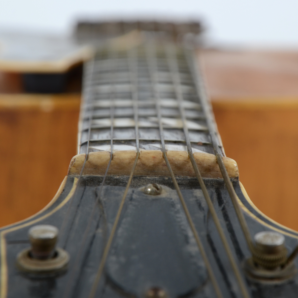 Pre-War 1935 L-12 Gibson Acoustic Archtop Guitar