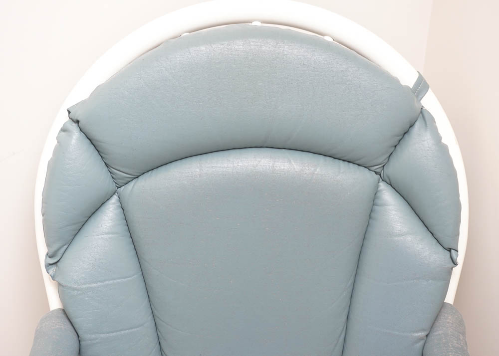 Wooden Gliding Chair