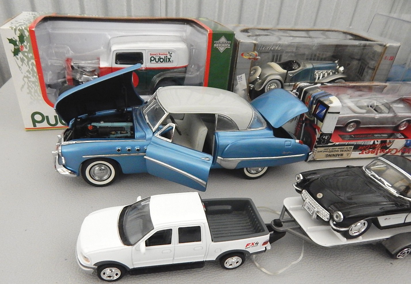 11 Classic Collectible Cars