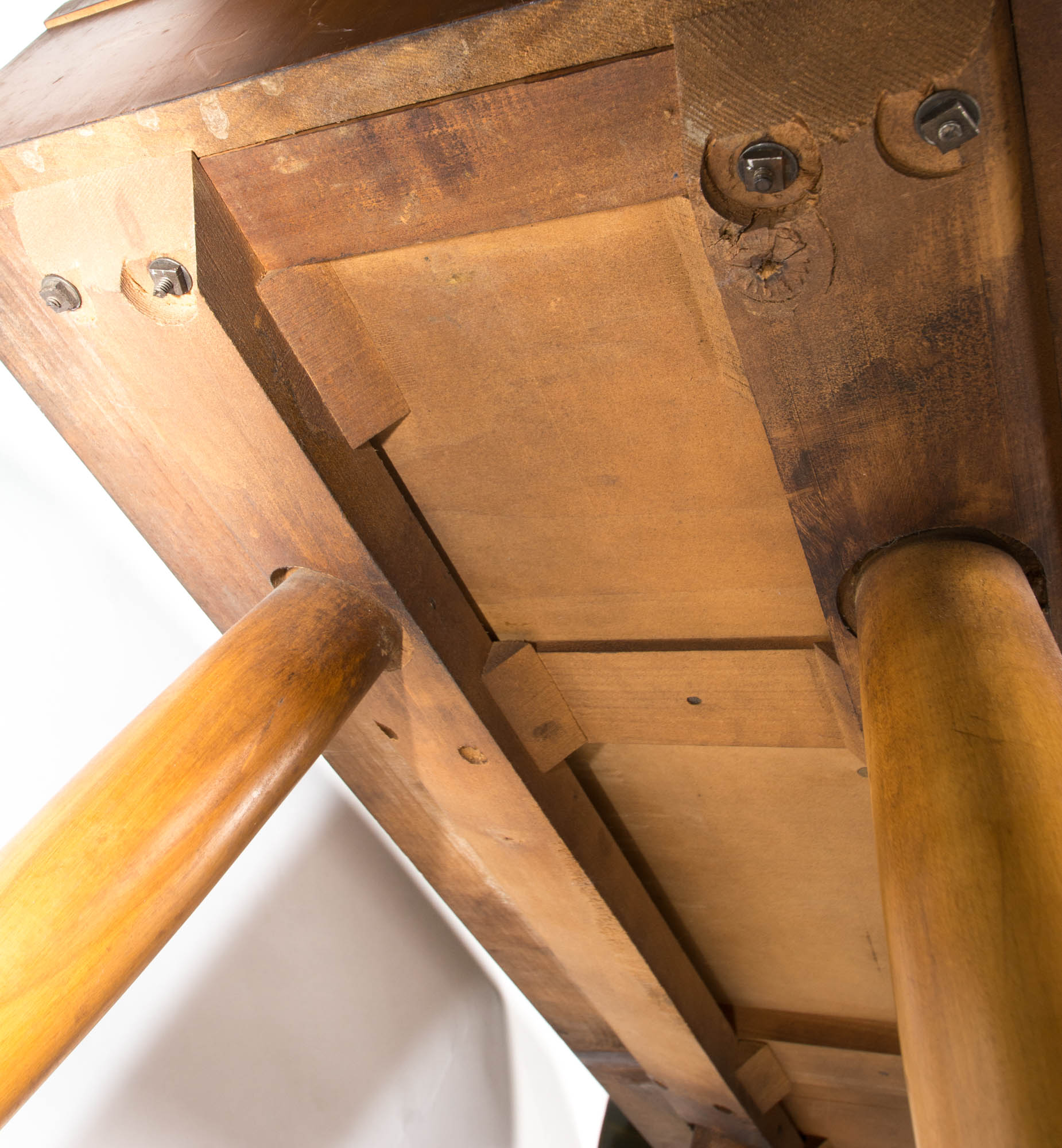 Franklin Shockey Mid Century Pine Vanity with Stool