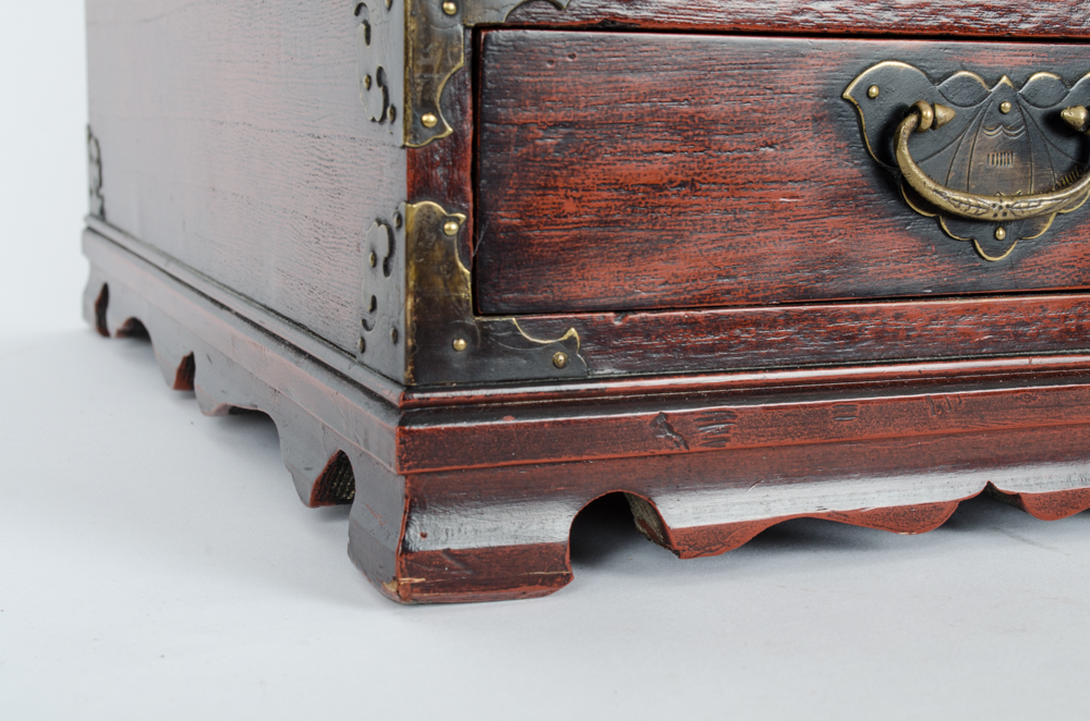 Vintage Wooden Jewelry Chest