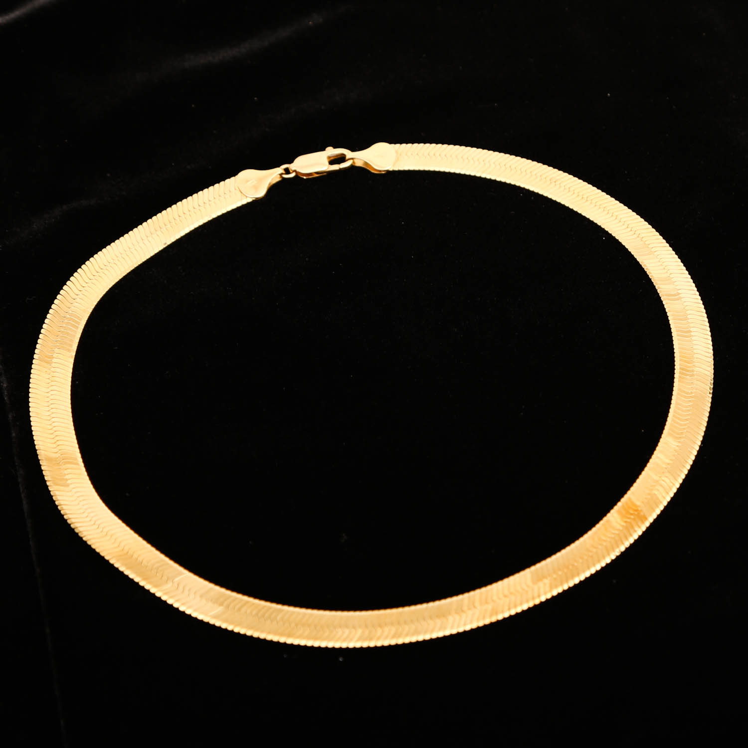 18K Yellow Gold Herringbone Necklace