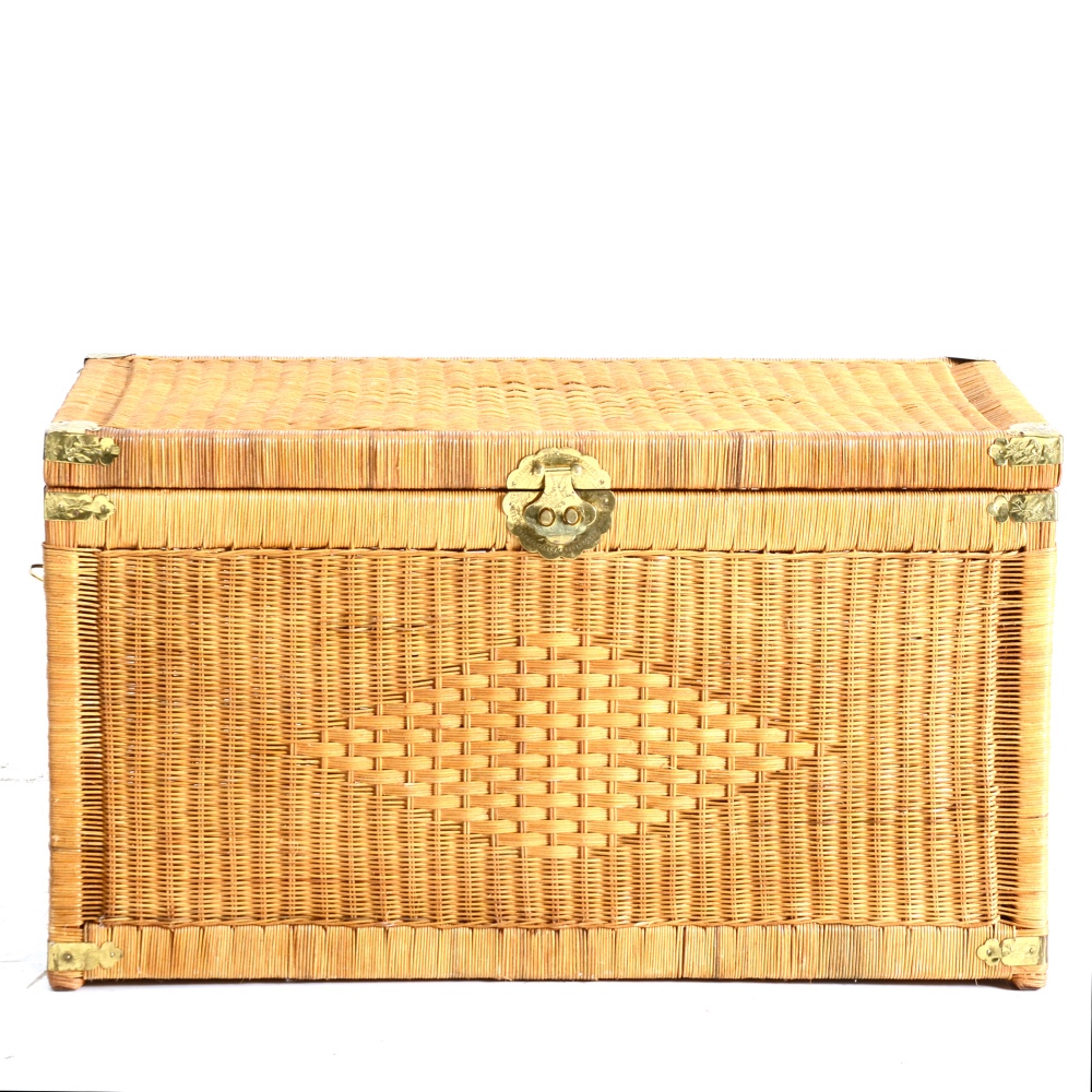 Wicker Trunk