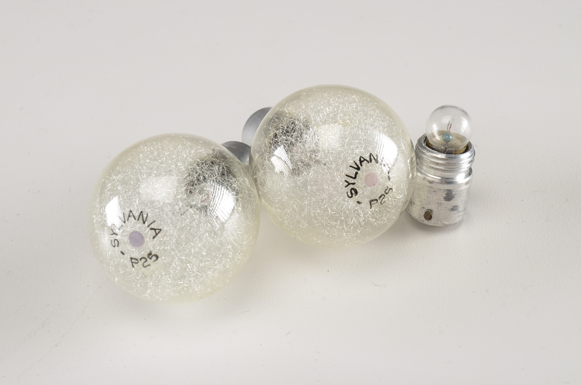 Vintage Kodak Slide Projector, Flasholder and Brownie Starflex Camera