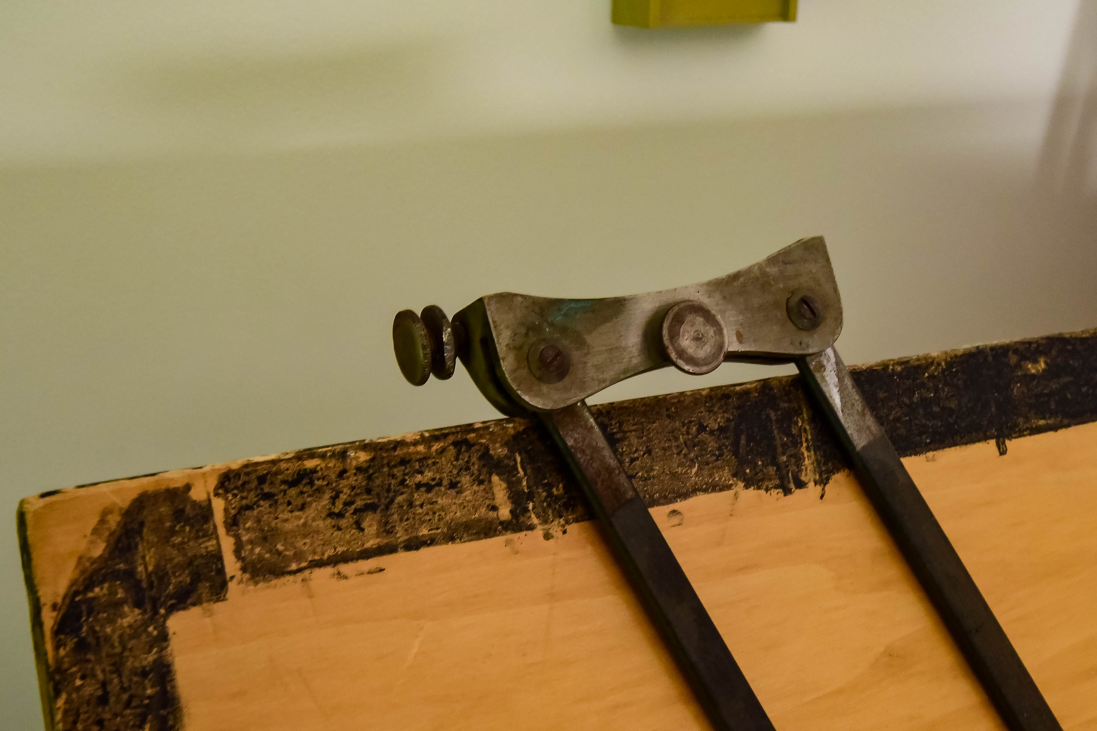 Foldable Drafting Table