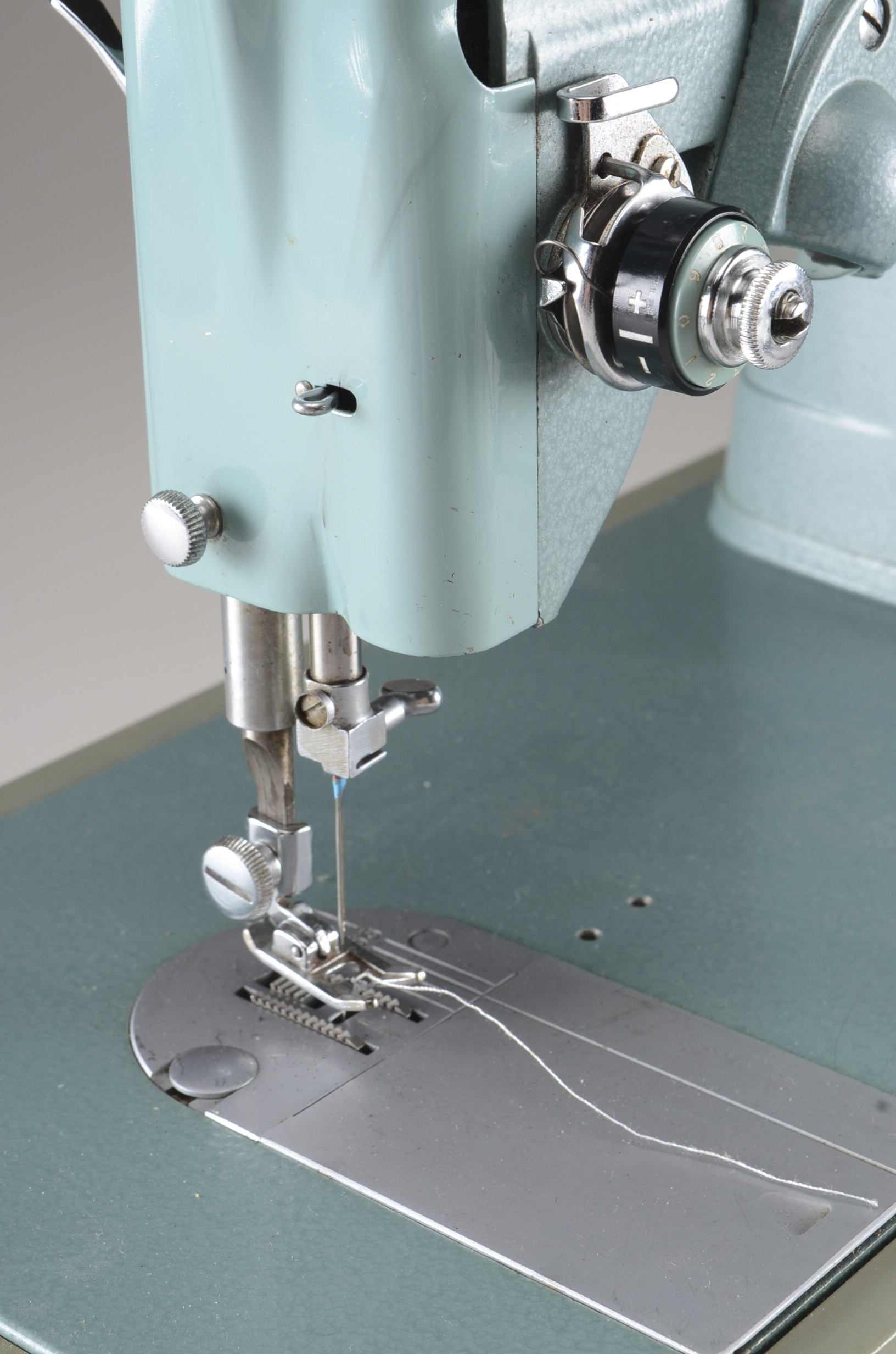 Vintage Singer Sewing Machine Model 327K