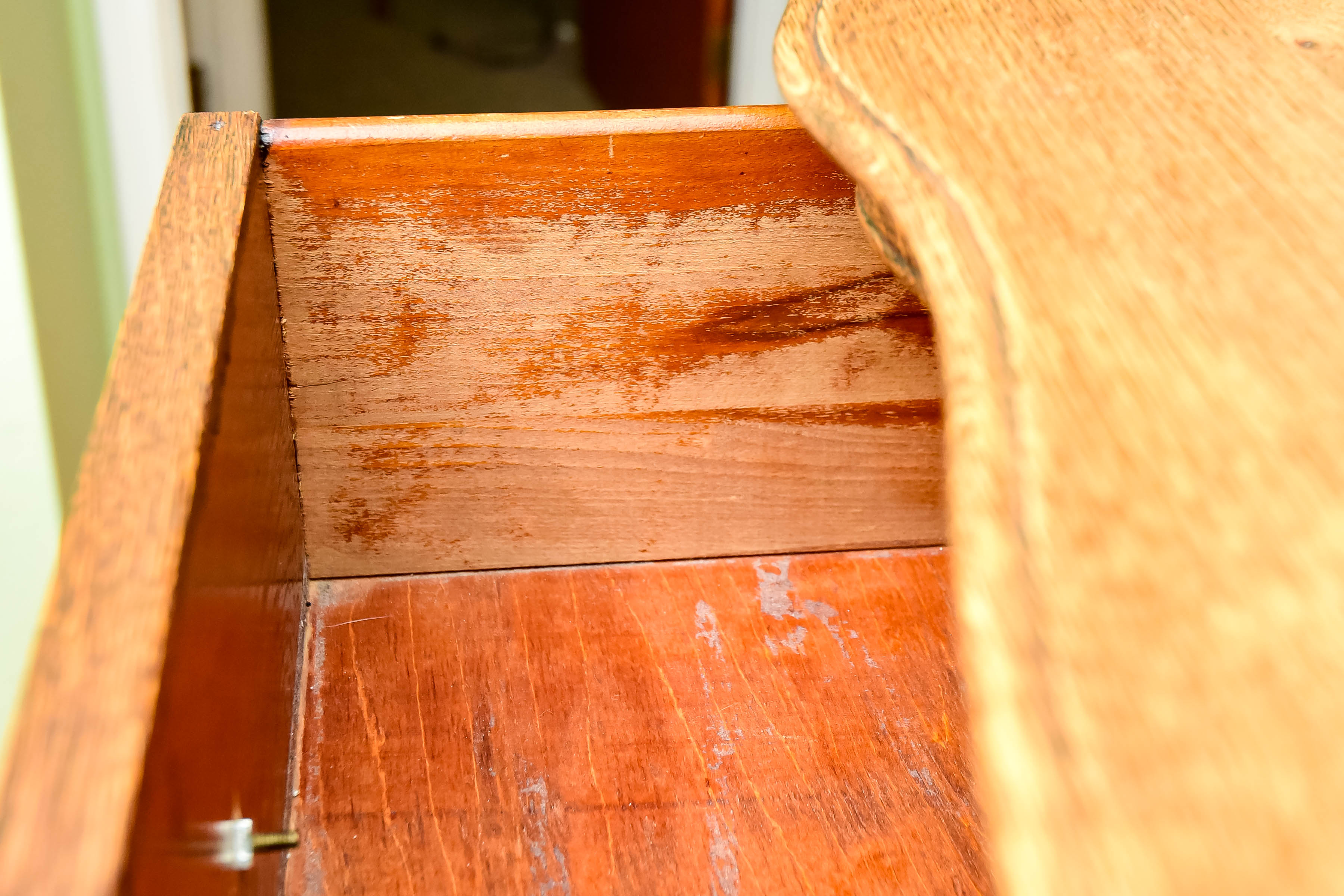 Early Twentieth-Century Oak Dresser