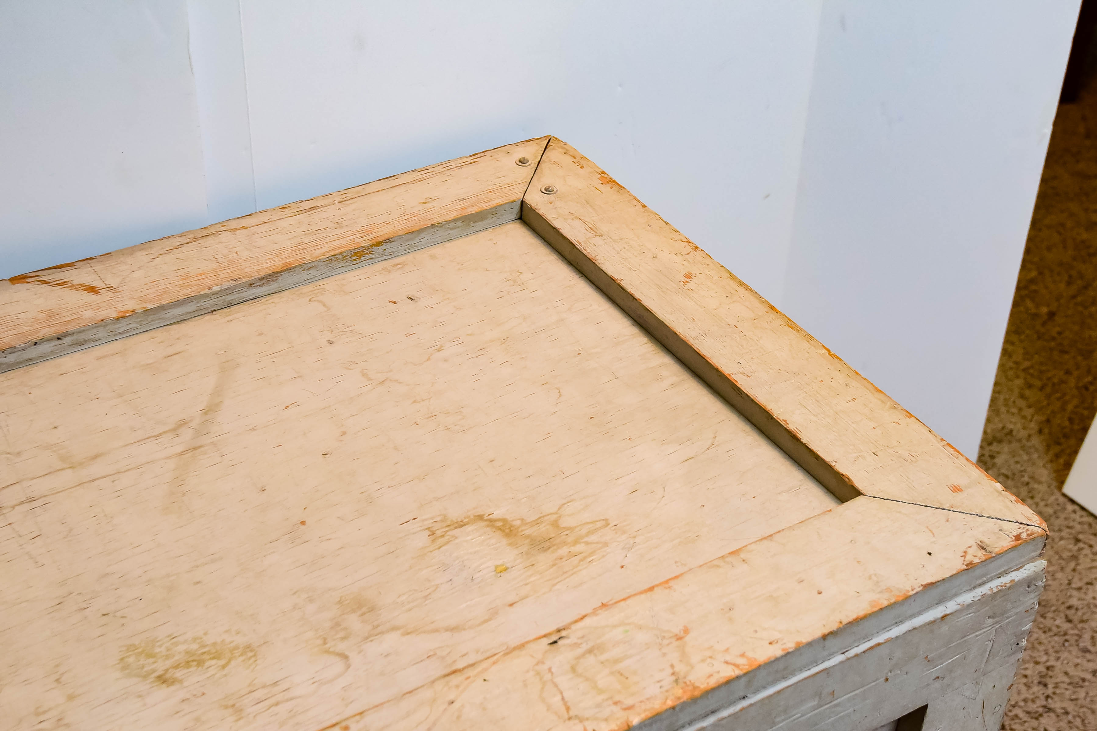 White Wooden Storage Chest