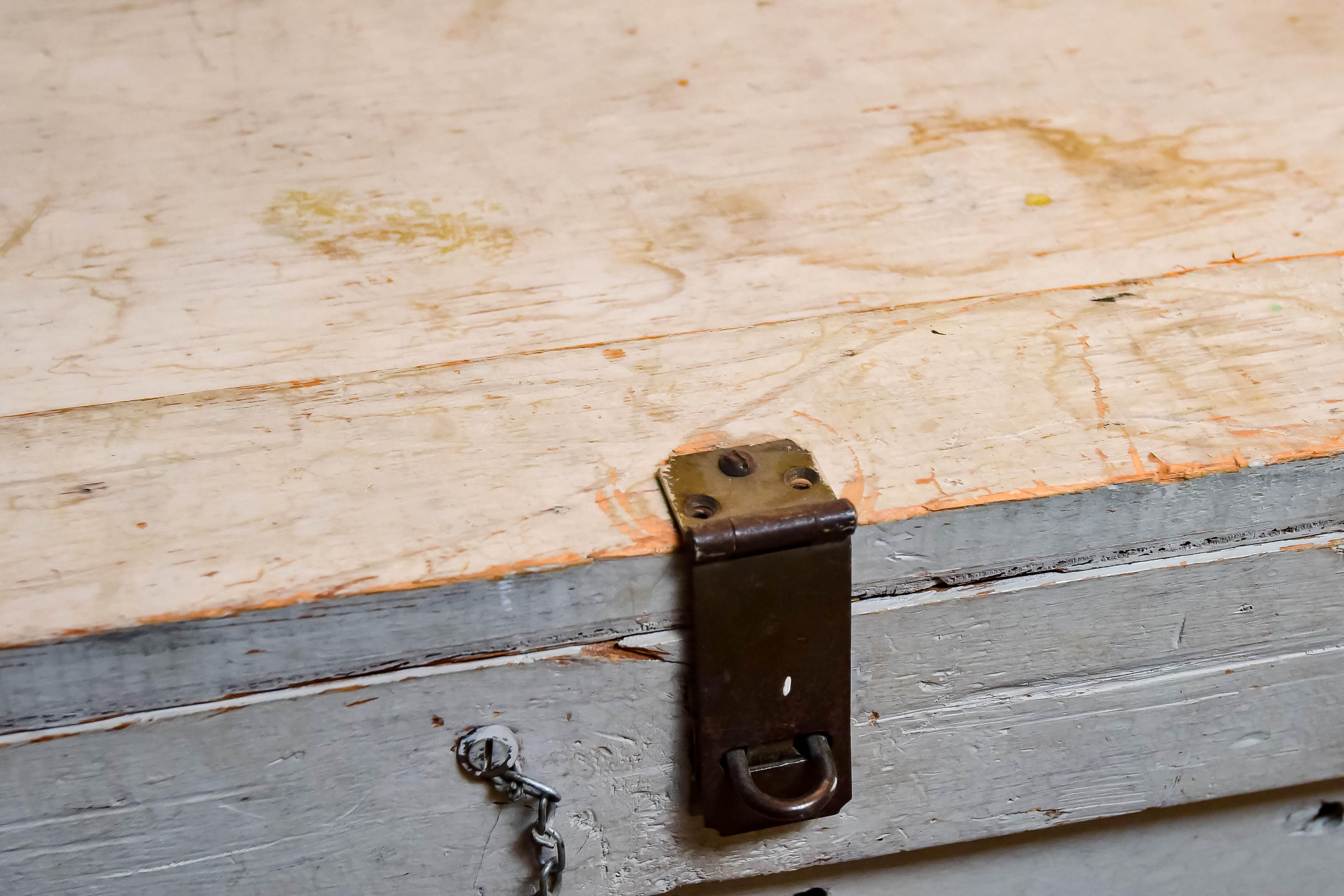 White Wooden Storage Chest