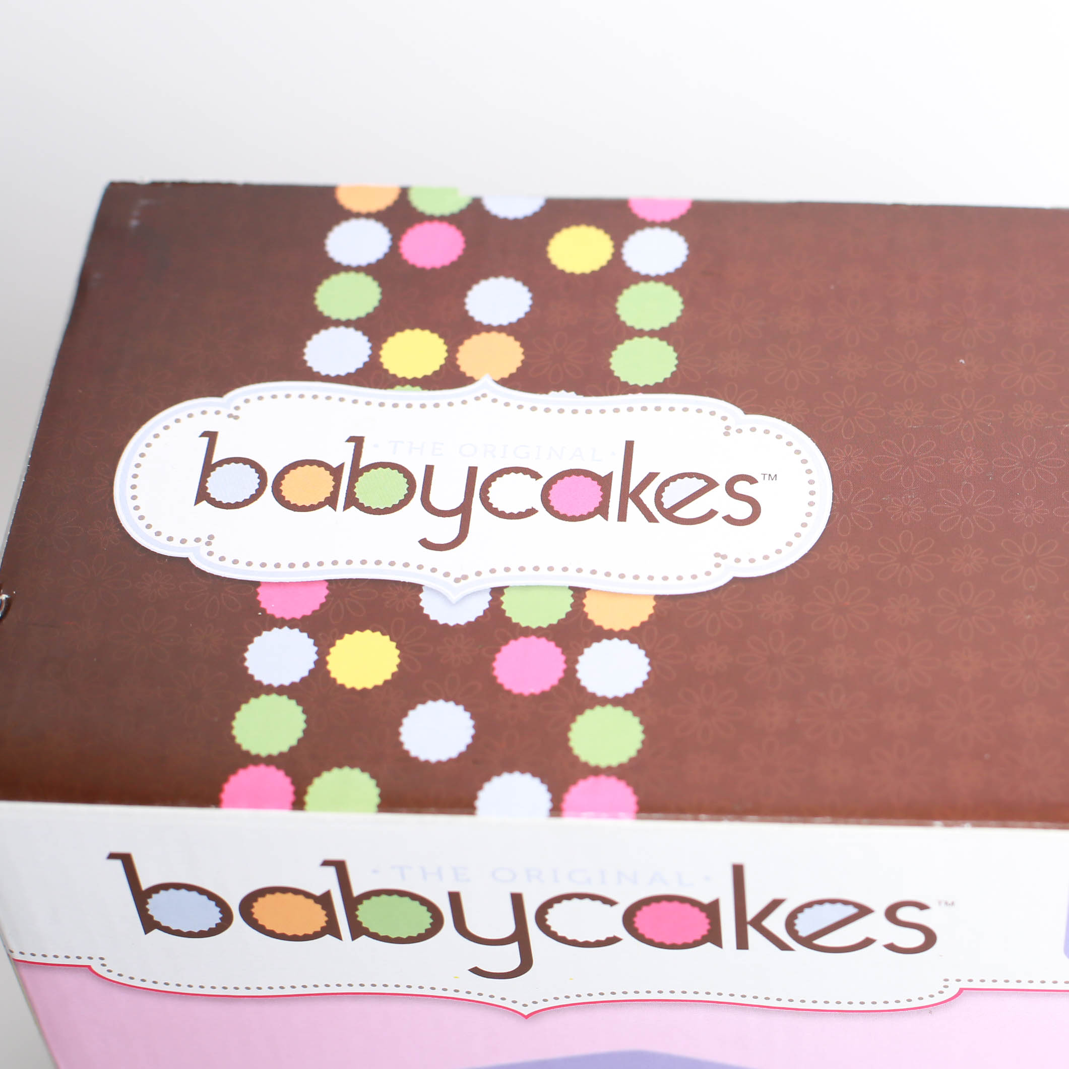 Baby Cakes Cake Pop Maker with Treat Sticks