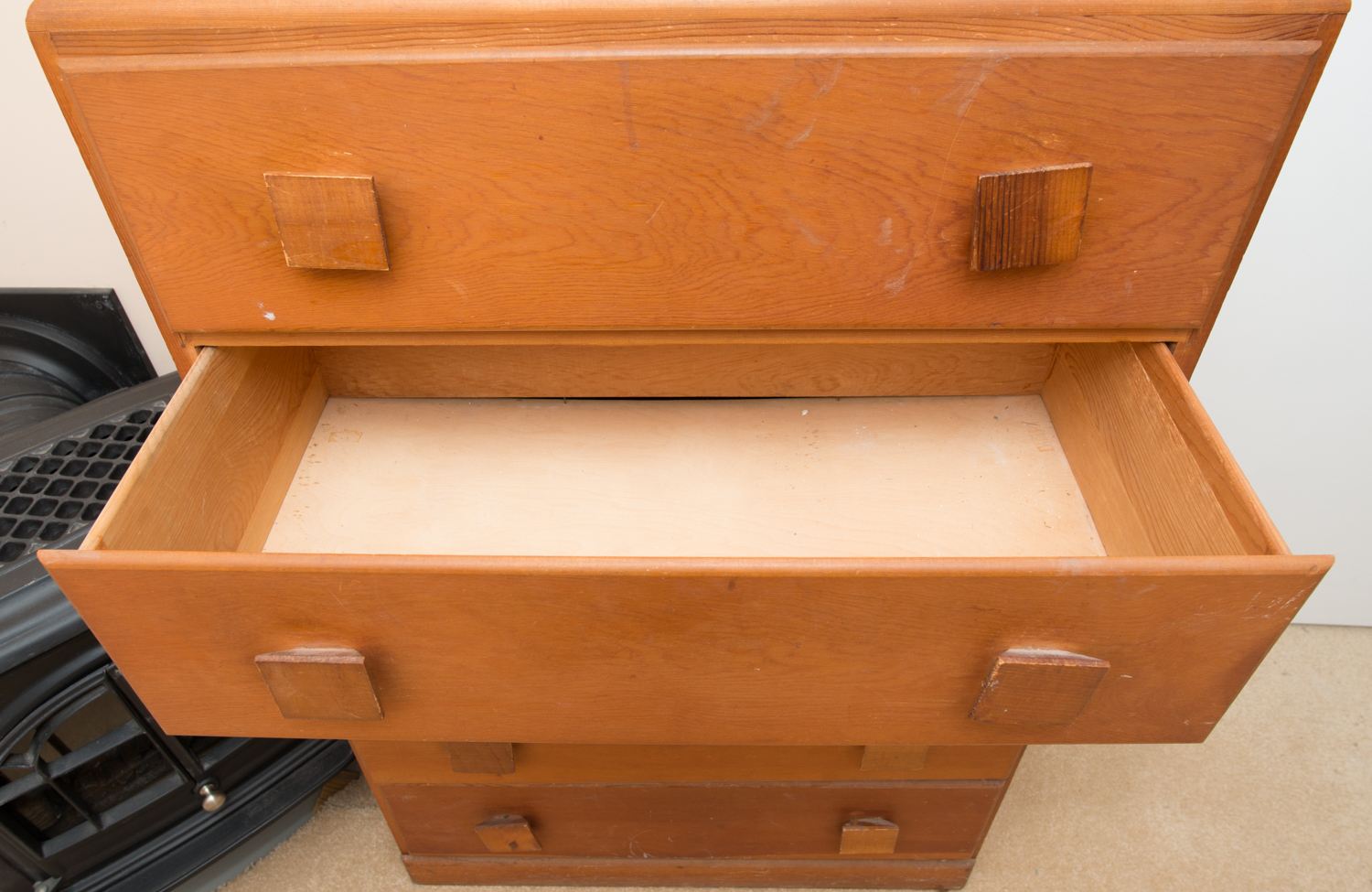 Mid Century Modern Chest of Drawers