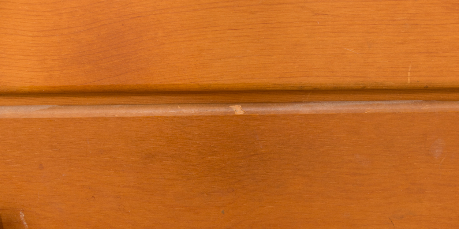 Mid Century Modern Chest of Drawers