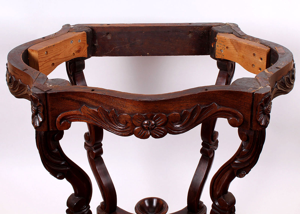 Victorian Turtle Top Table in the Rococo Revival Style