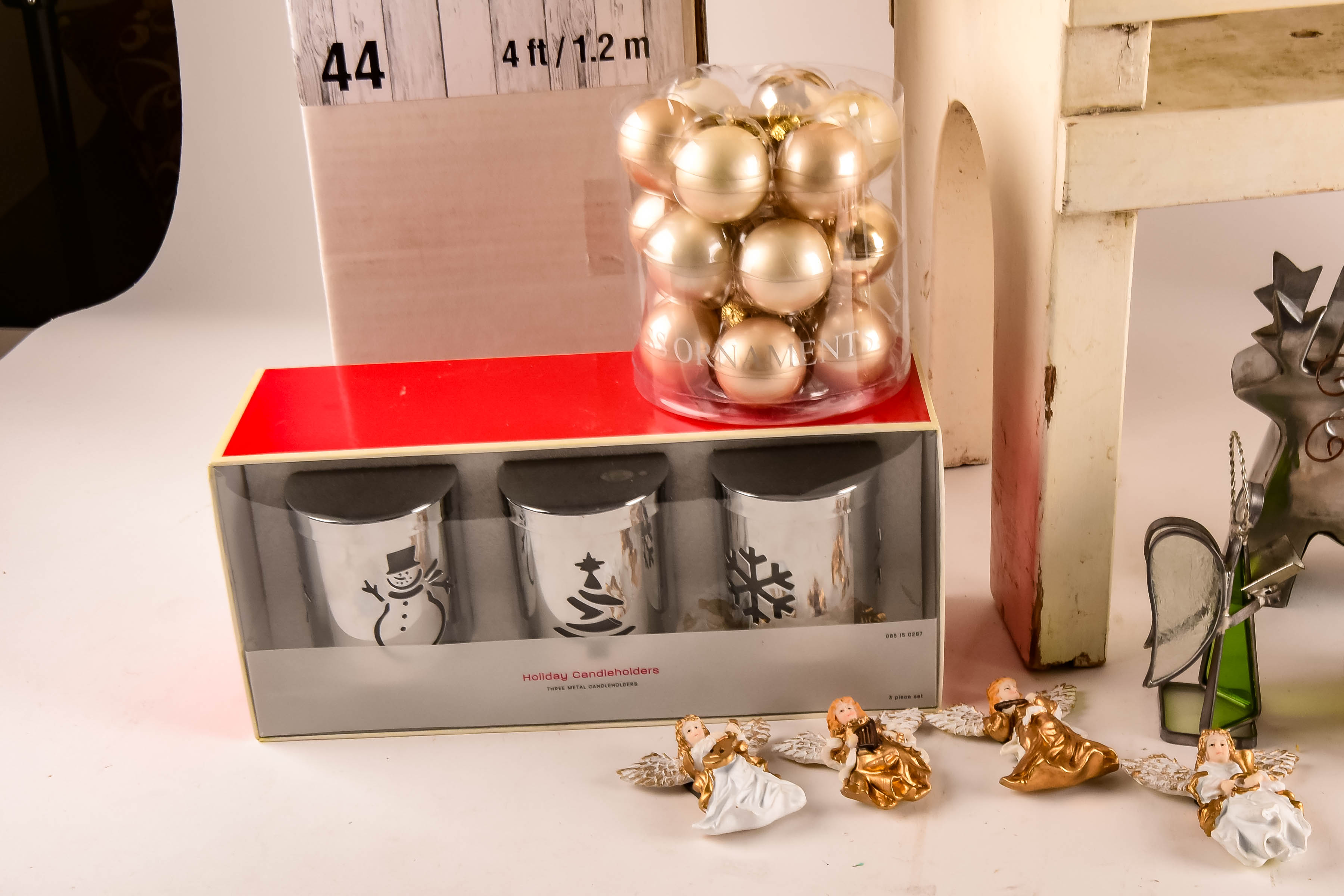 Collection of Various Christmas Holiday Decor