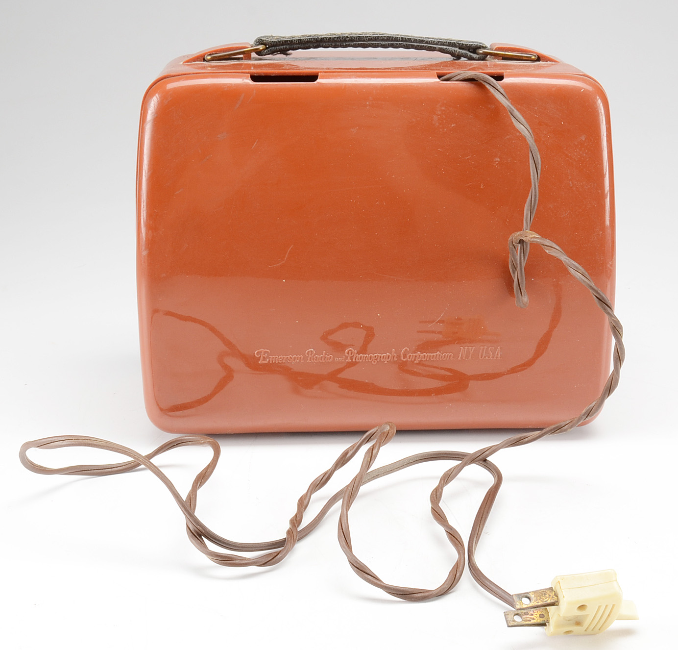 Vintage Emerson AM Radio Model 646