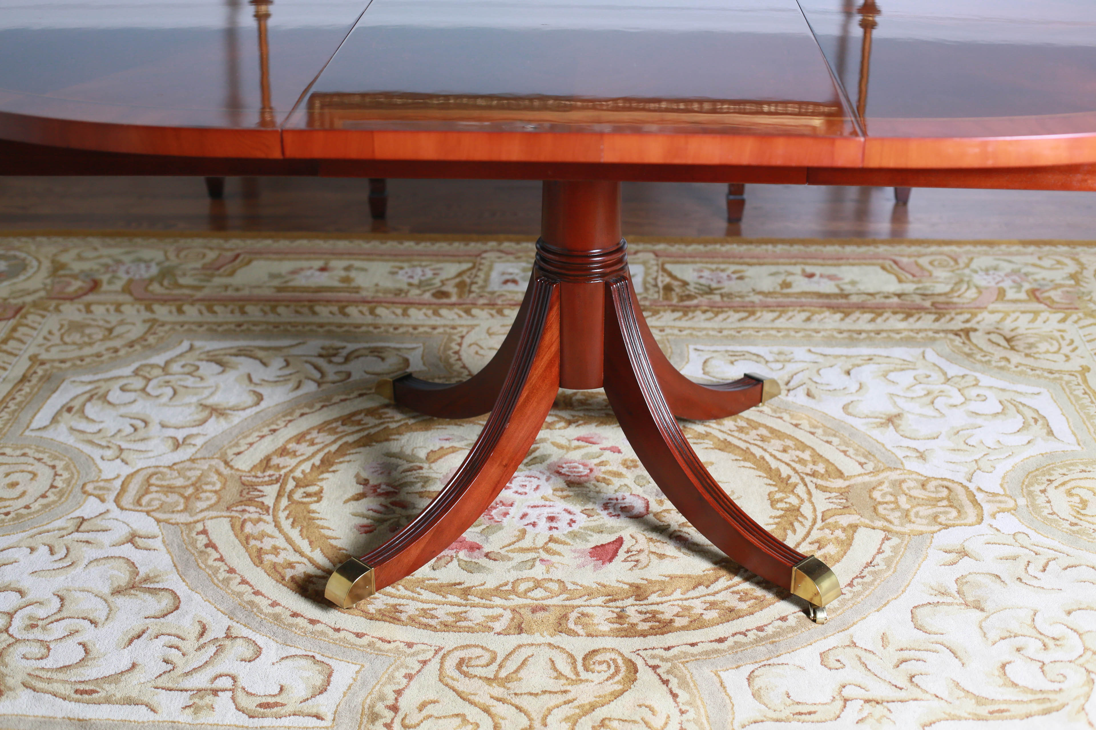 Heckman Furniture "Copley Square" Dining Table with Leaf Model #6-711