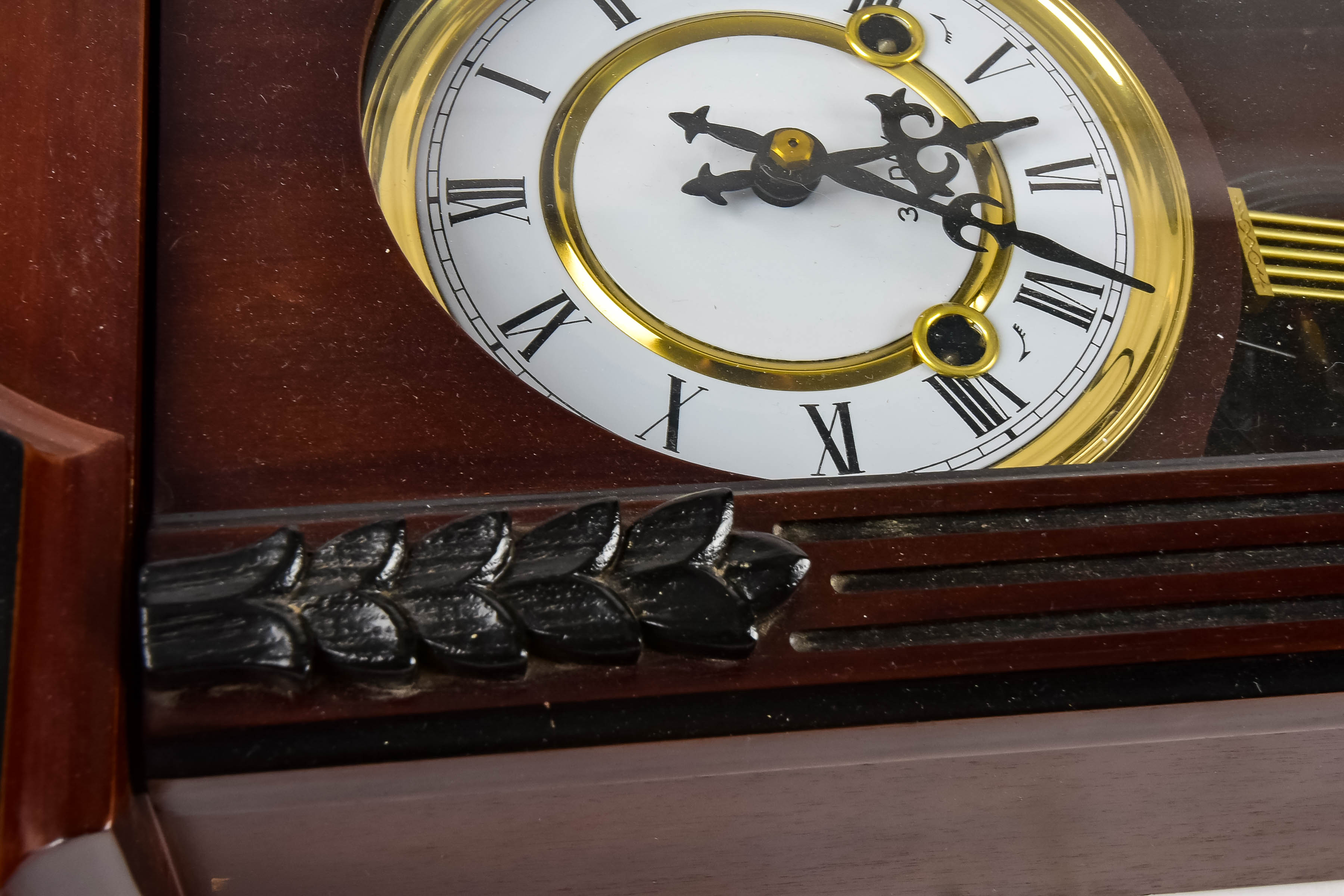 Mahogany Finish 31 Day Wall Clock