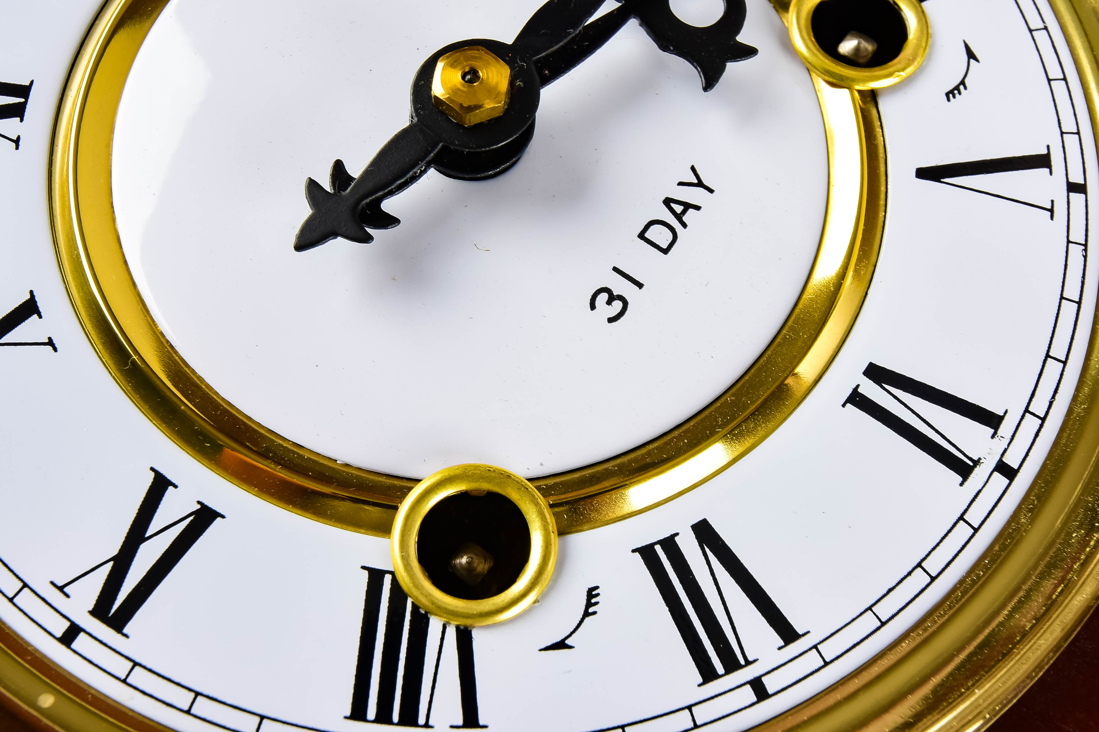 Mahogany Finish 31 Day Wall Clock