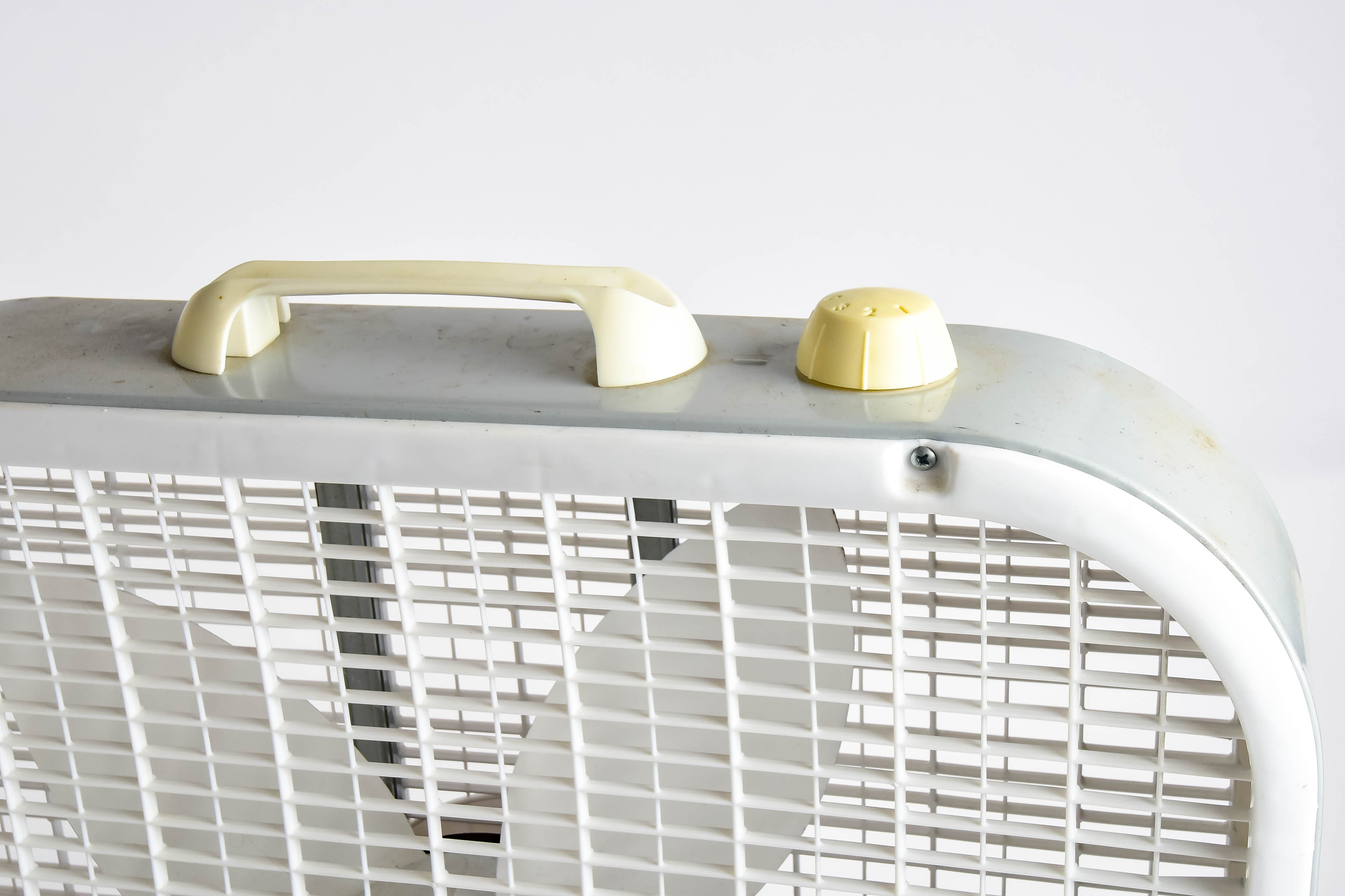 Lasko Box Fan and Cuori Space Heater