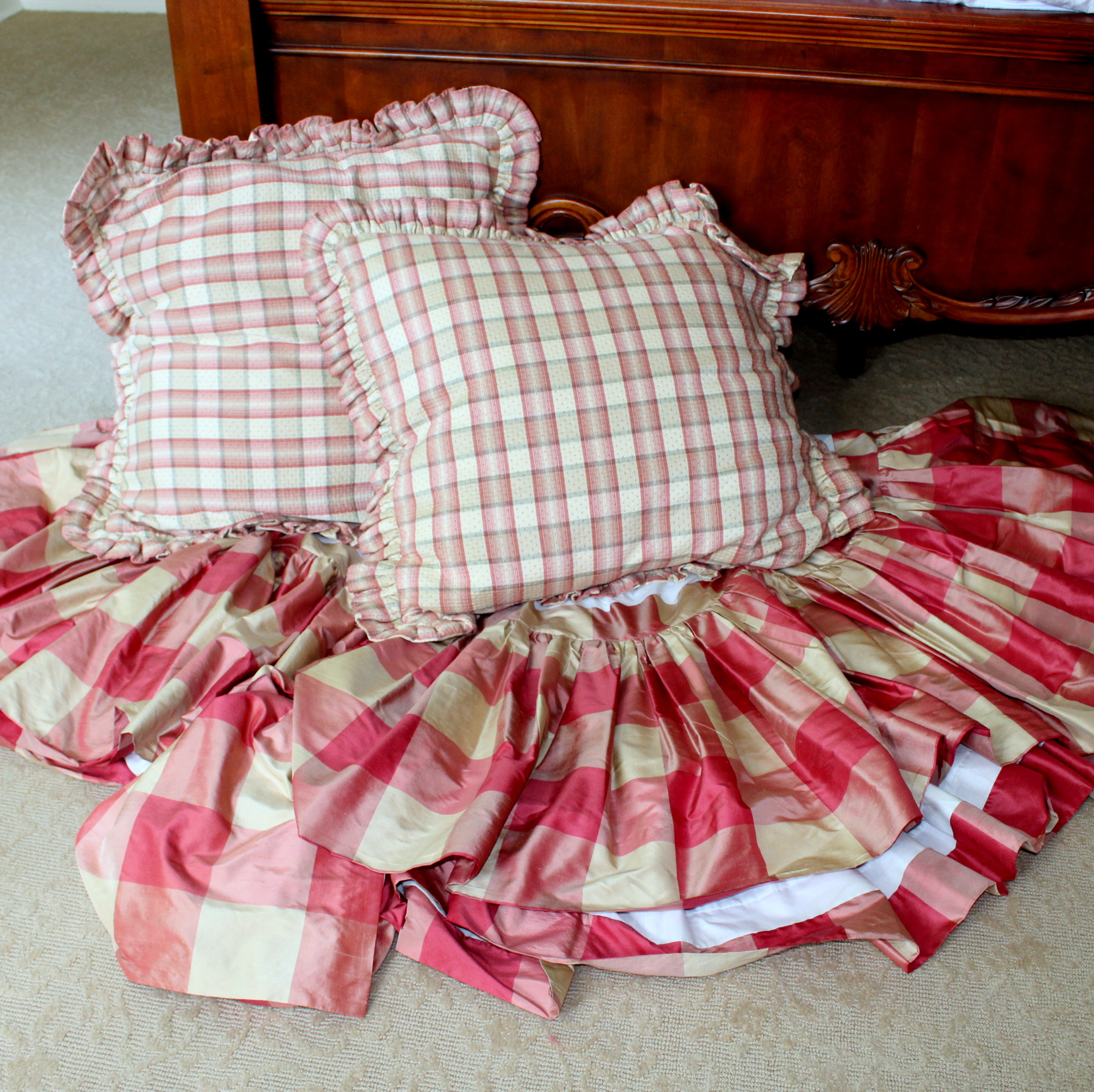 Pair of Vintage Ceramic Lamps