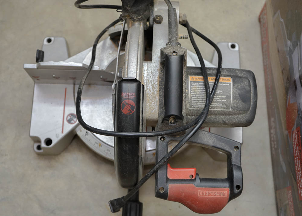 Craftsman 10-Inch Compound Miter Saw