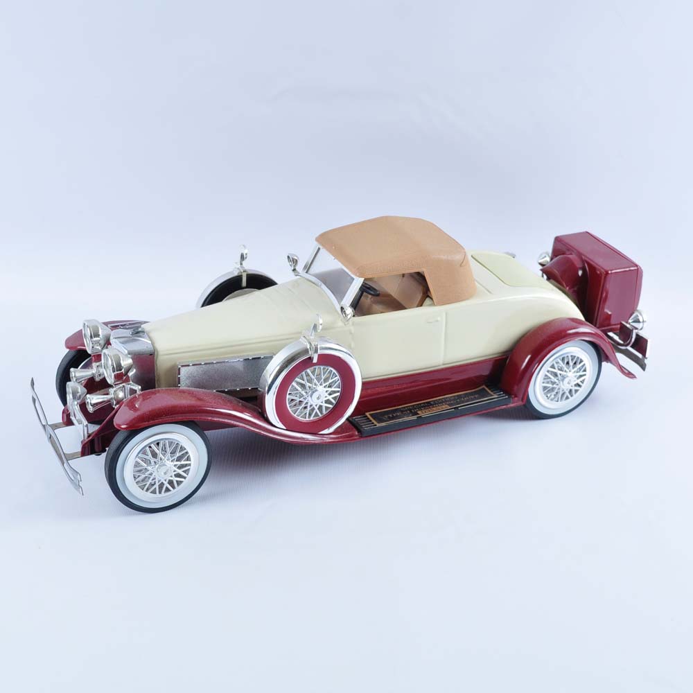1935 Type SJ Duesenburg Coupe Model Car