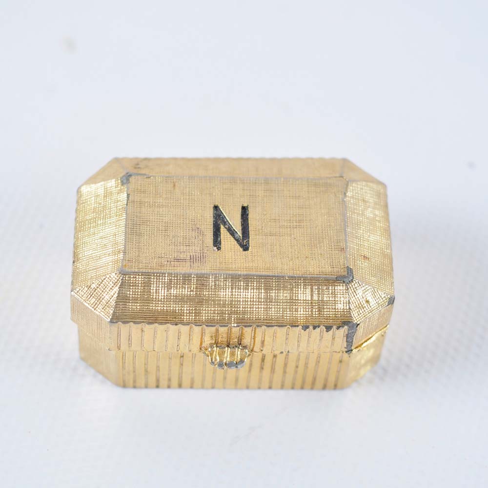 Vintage Compacts and Pillboxes