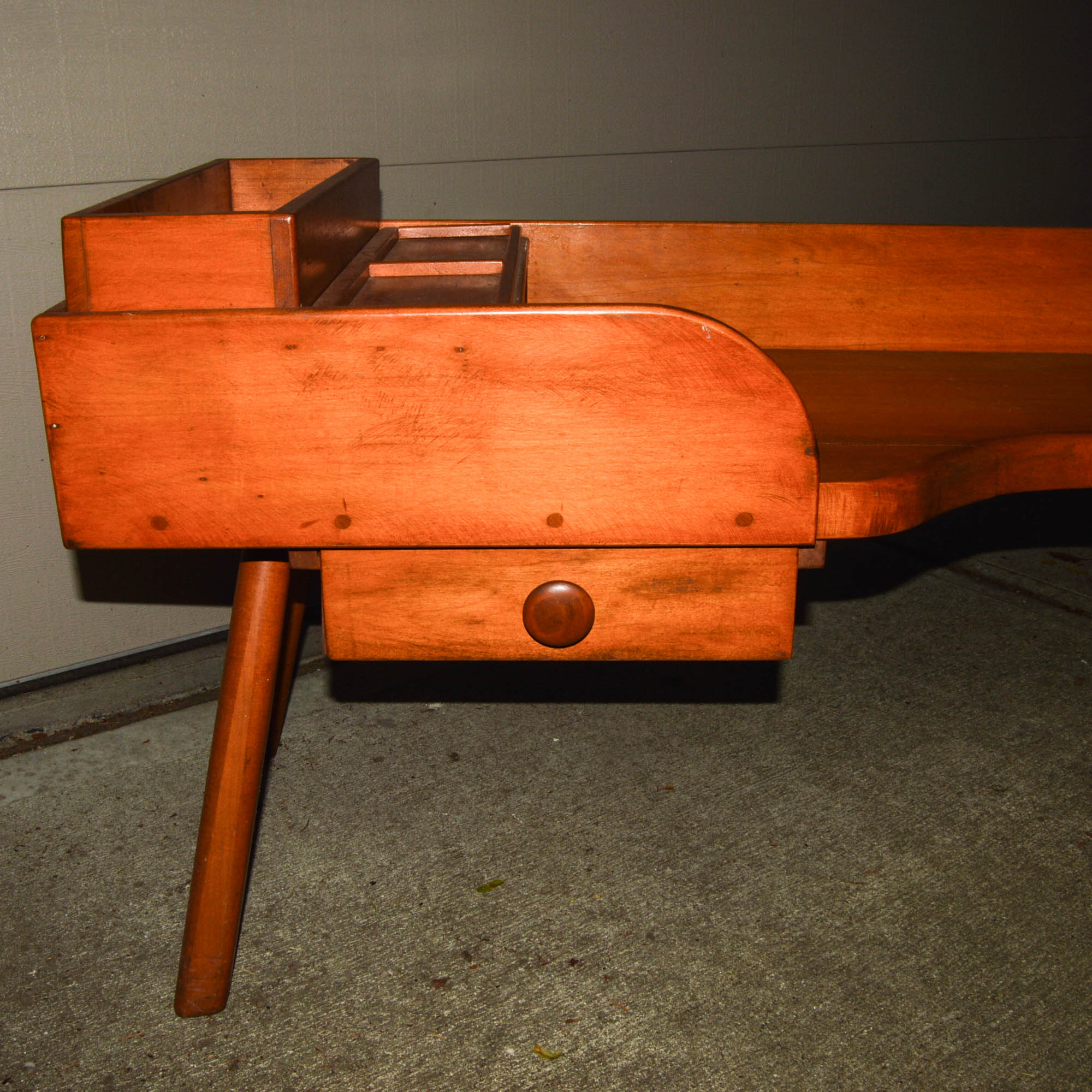 Maple Cobbler Bench Coffee Table