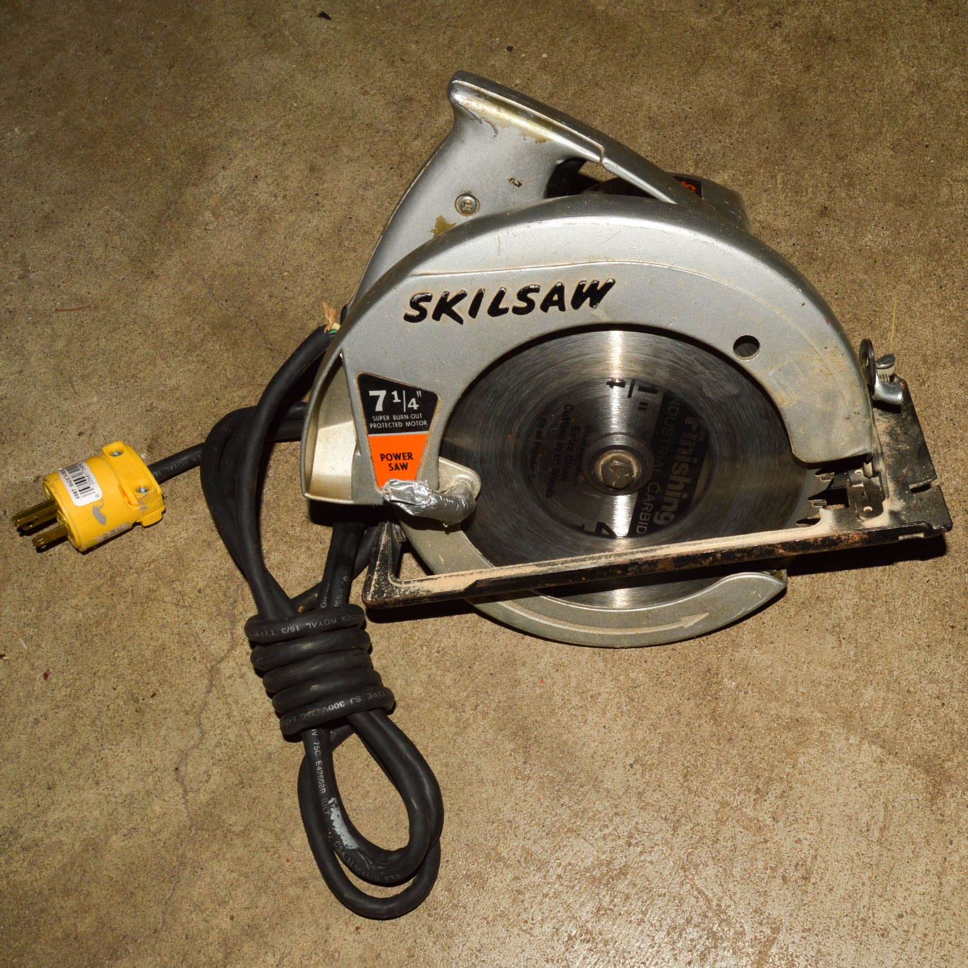 Skilsaw Circular Saw